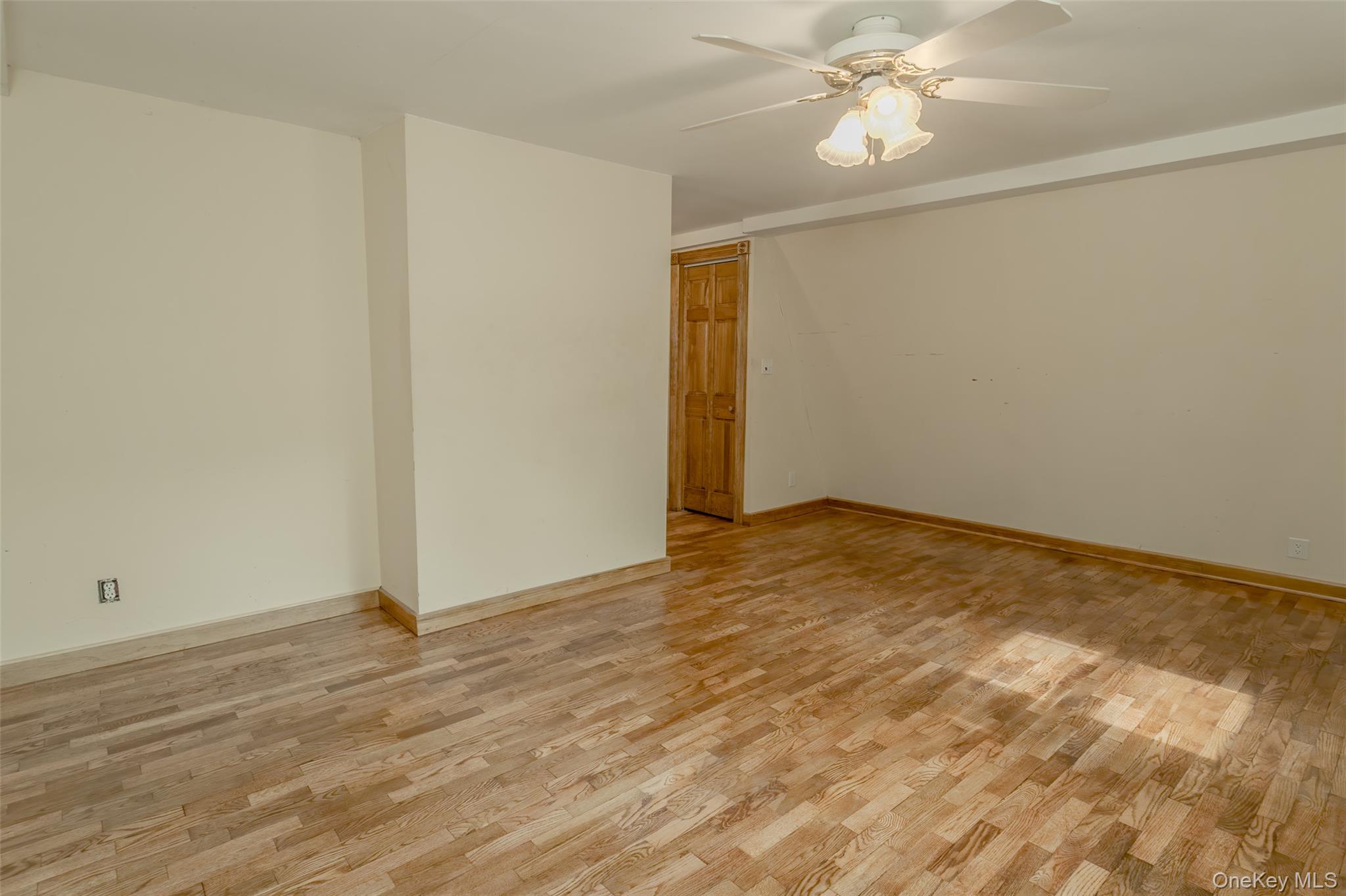 17 Hillside Road, Greenwood Lake, NY 10925