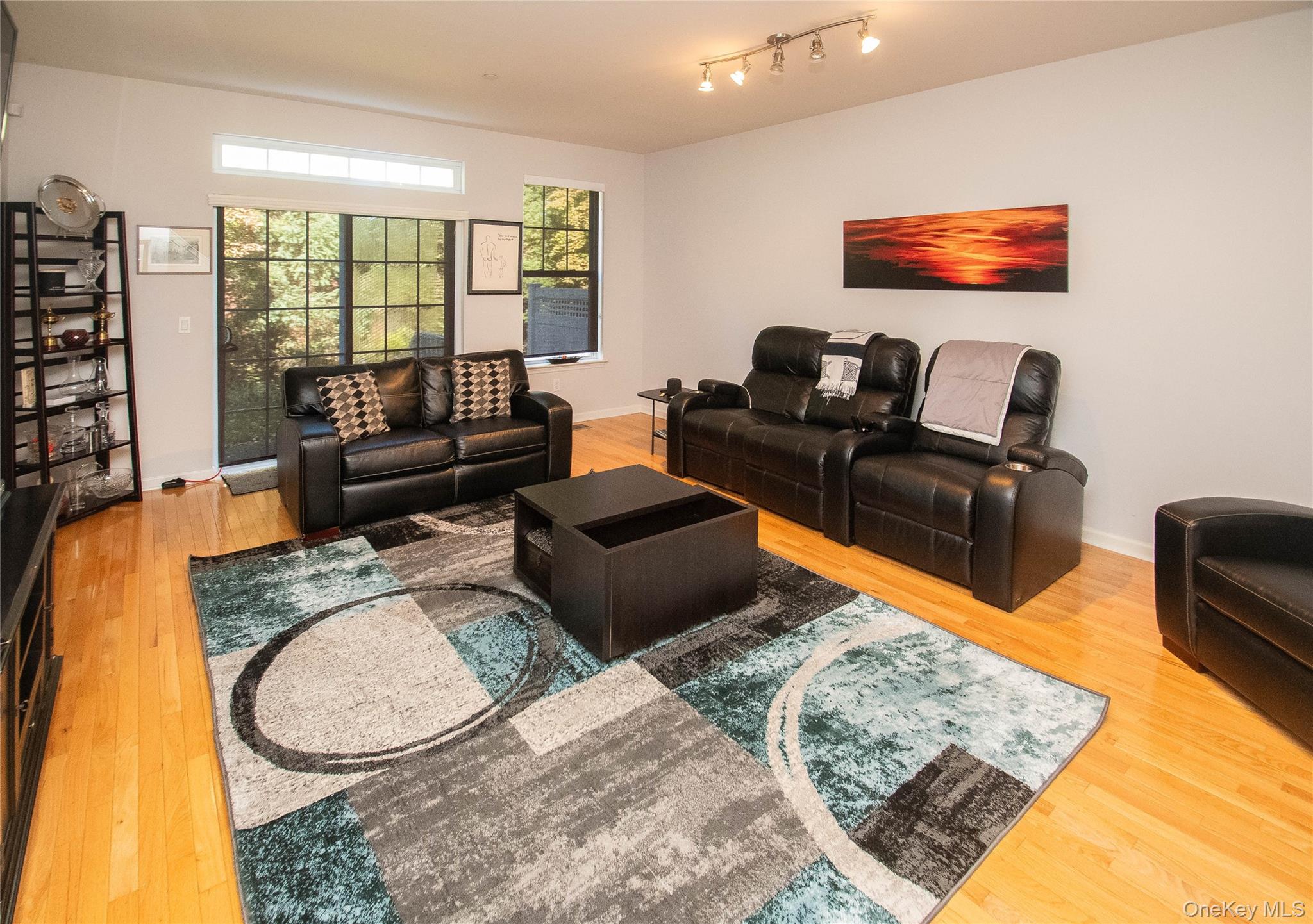 303 Bridgeview Drive, Poughkeepsie, NY 12601