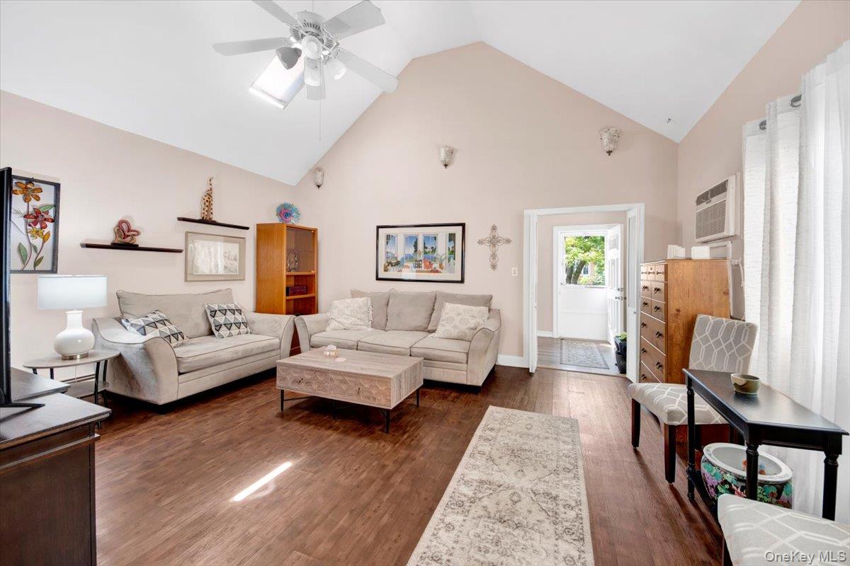 656 Wilcox Avenue, Bronx, NY 10465