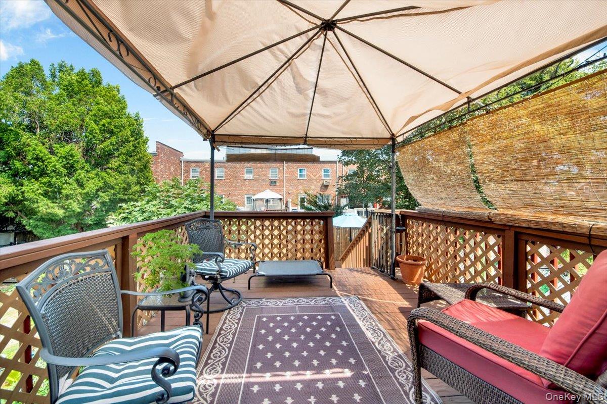 656 Wilcox Avenue, Bronx, NY 10465