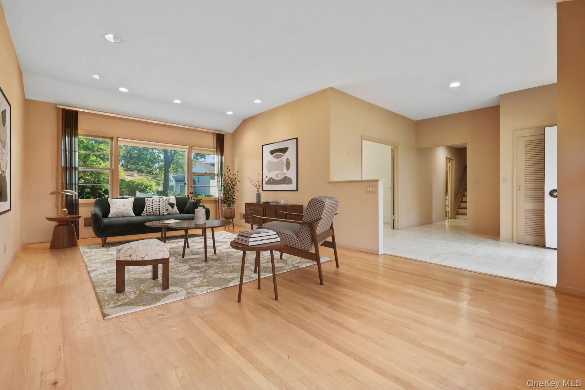 28 Hayhurst Road, New Rochelle, NY 10804