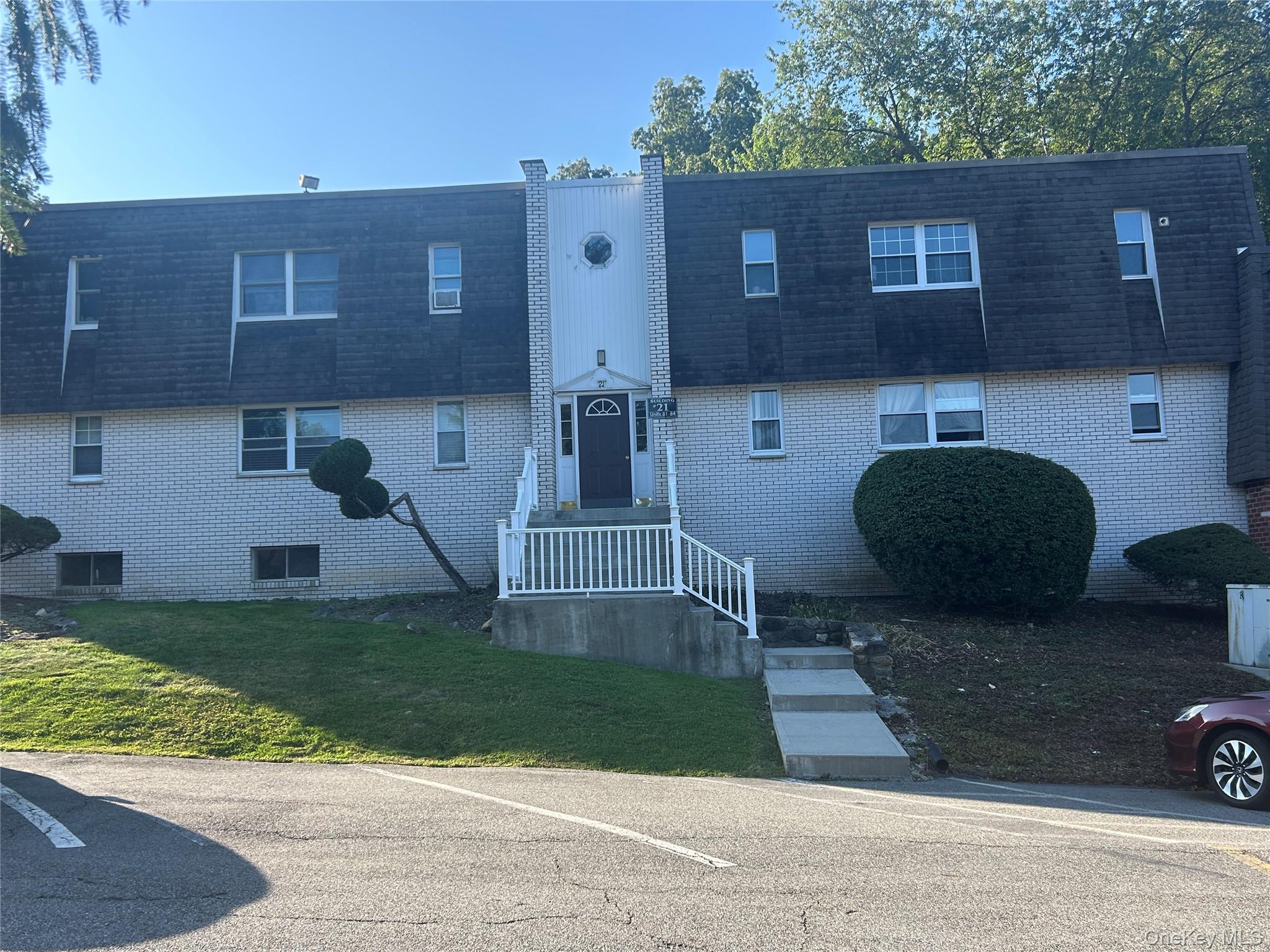 21 Crescent Drive # 82, Thiells, NY 10984