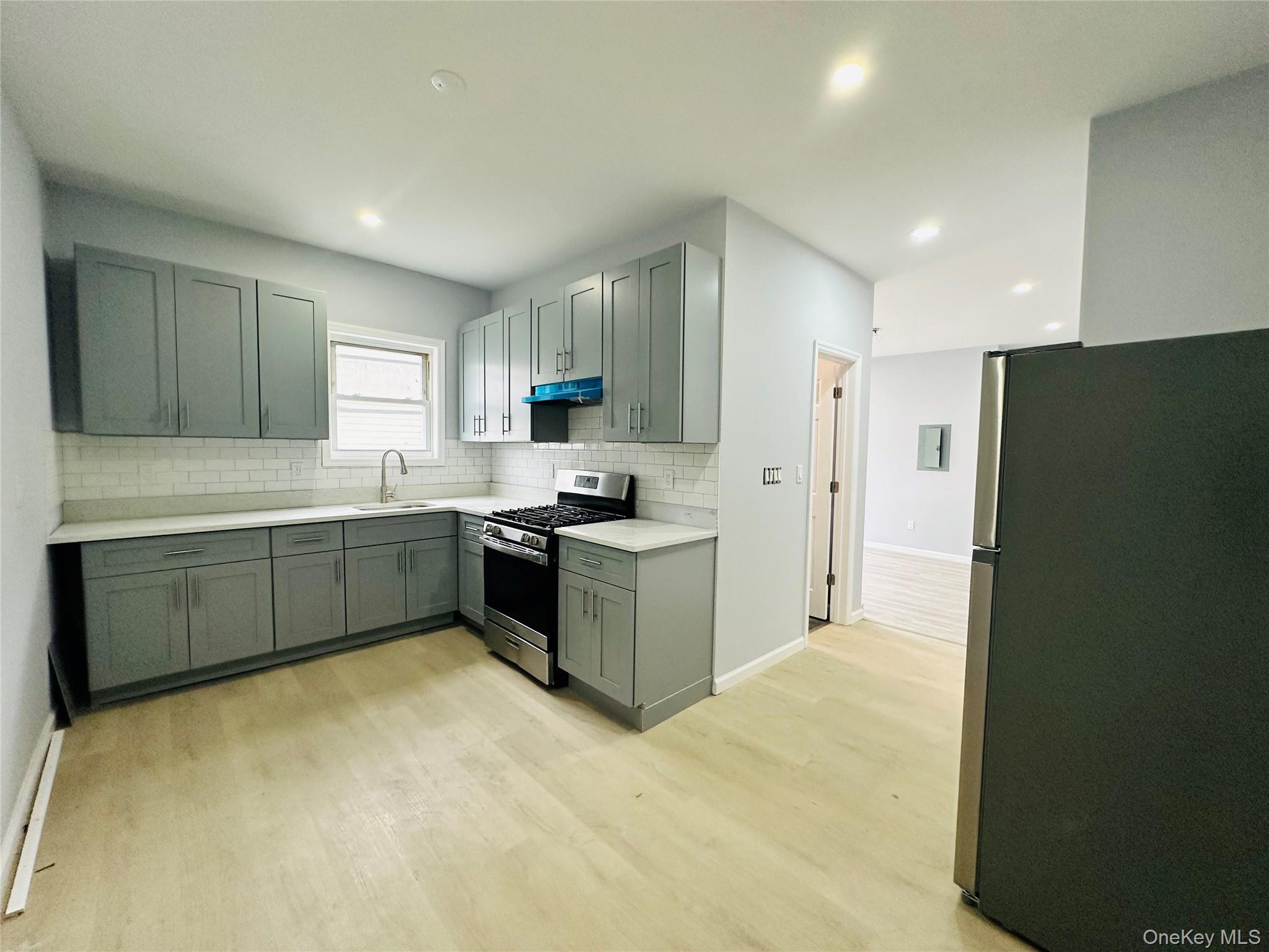 8 Morgan Avenue # 4, Poughkeepsie, NY 12601