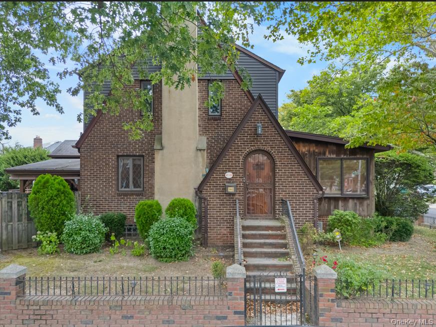 47-69 195th Street, Flushing, NY 11358