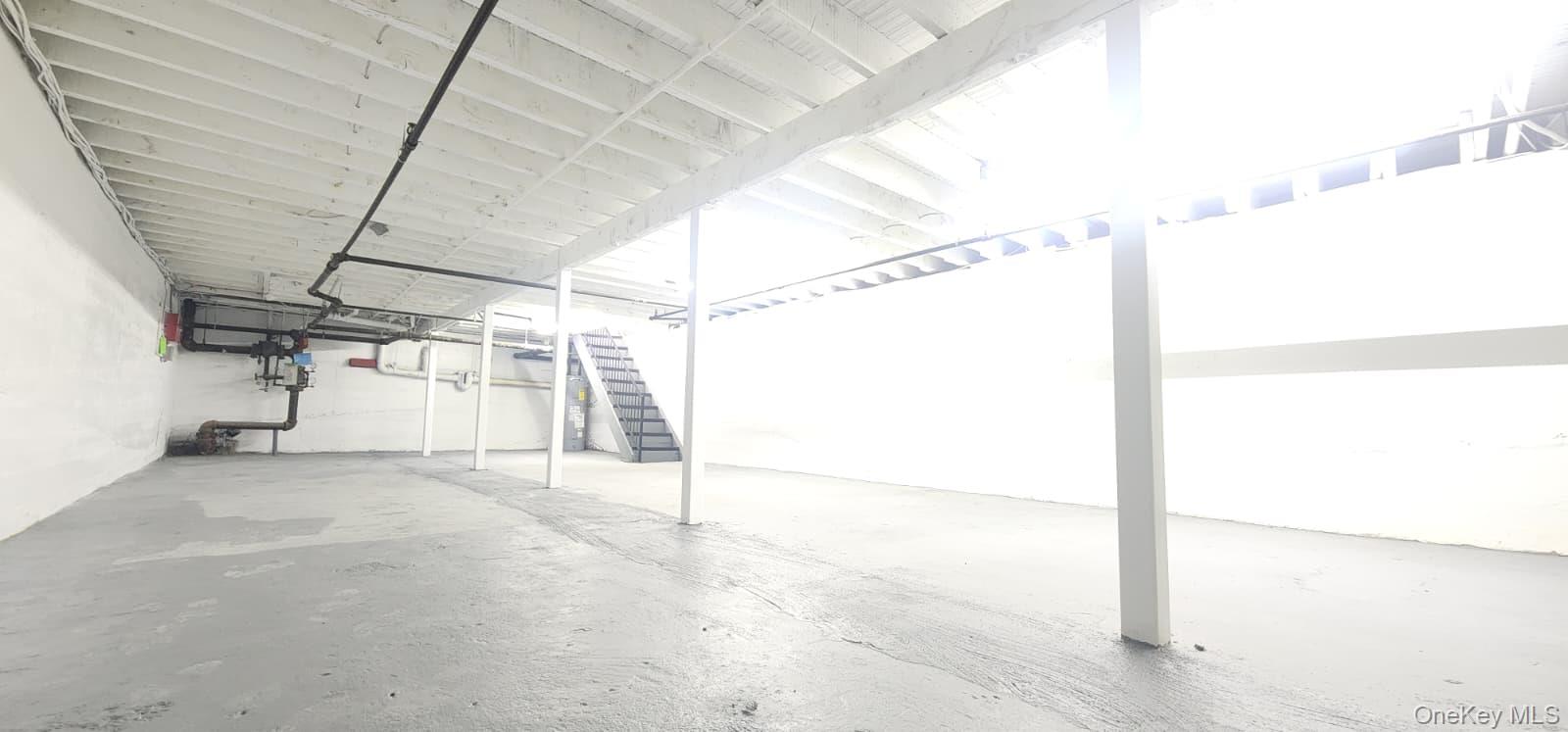 660 Port Washington Boulevard, Port Washington, NY 11050