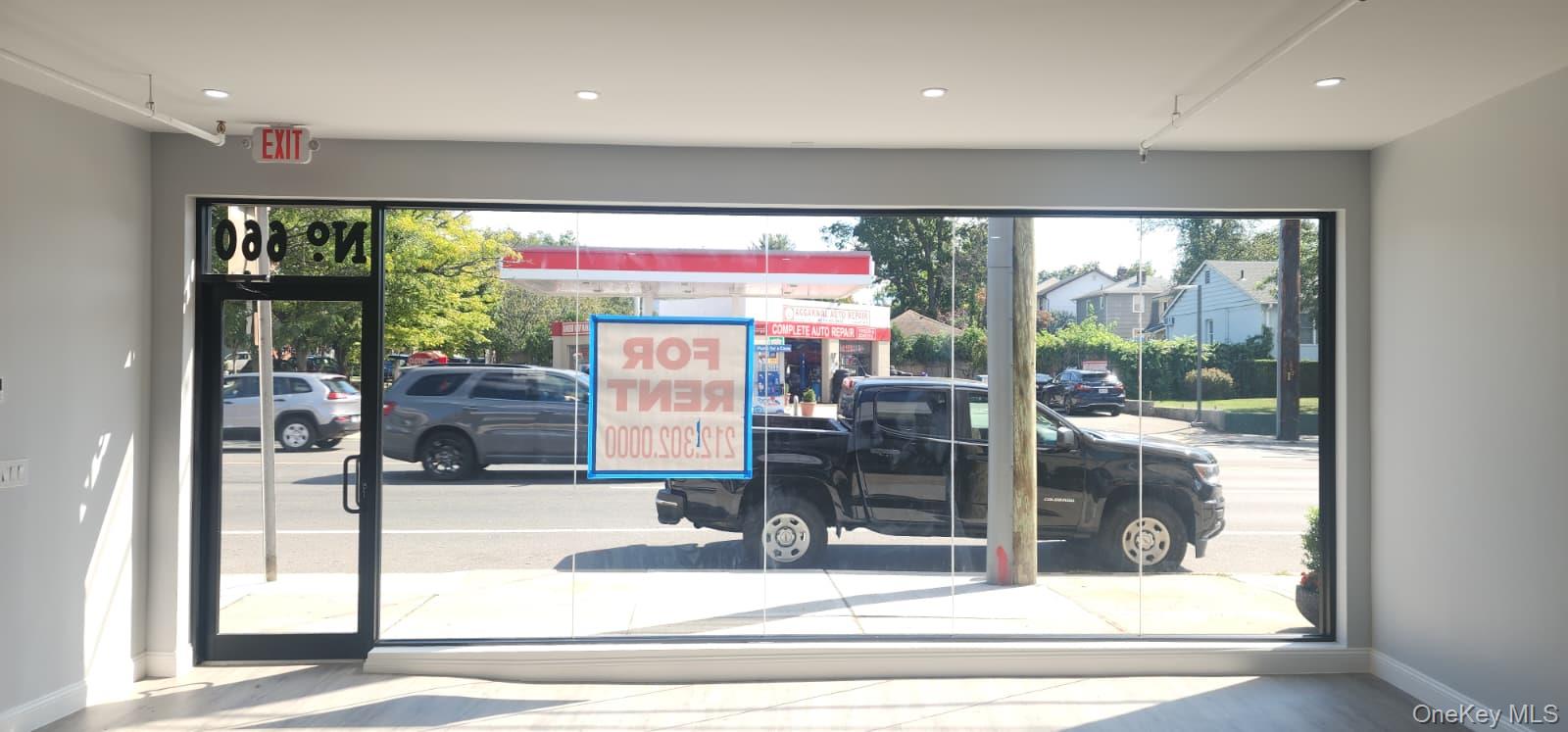 660 Port Washington Boulevard, Port Washington, NY 11050