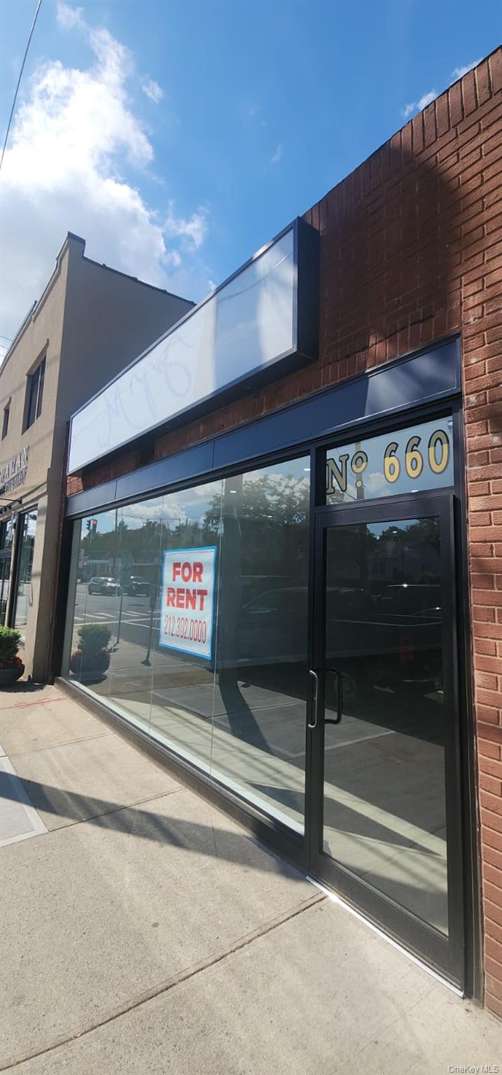 660 Port Washington Boulevard, Port Washington, NY 11050