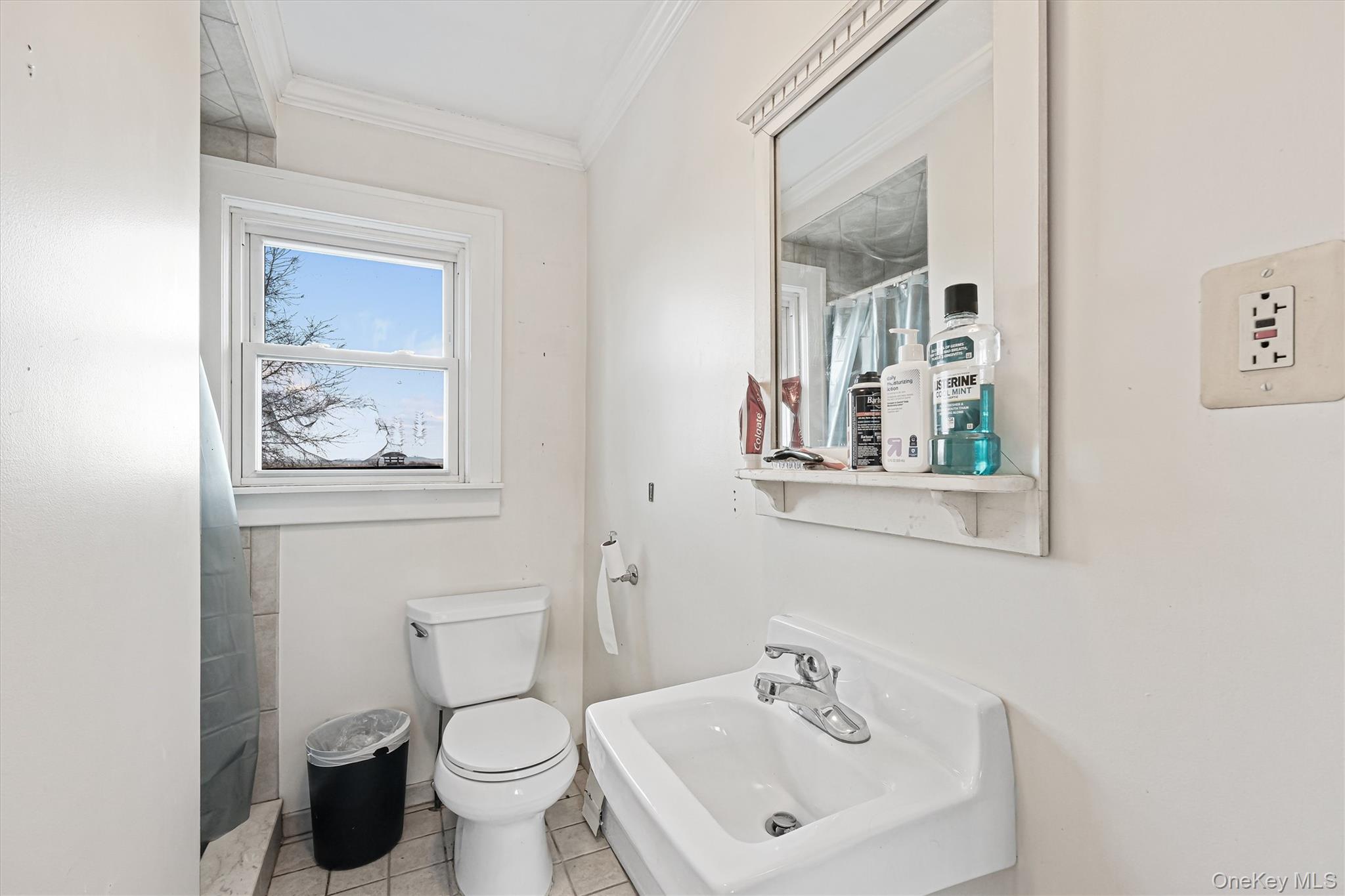 98 North Road, Highland, NY 12528