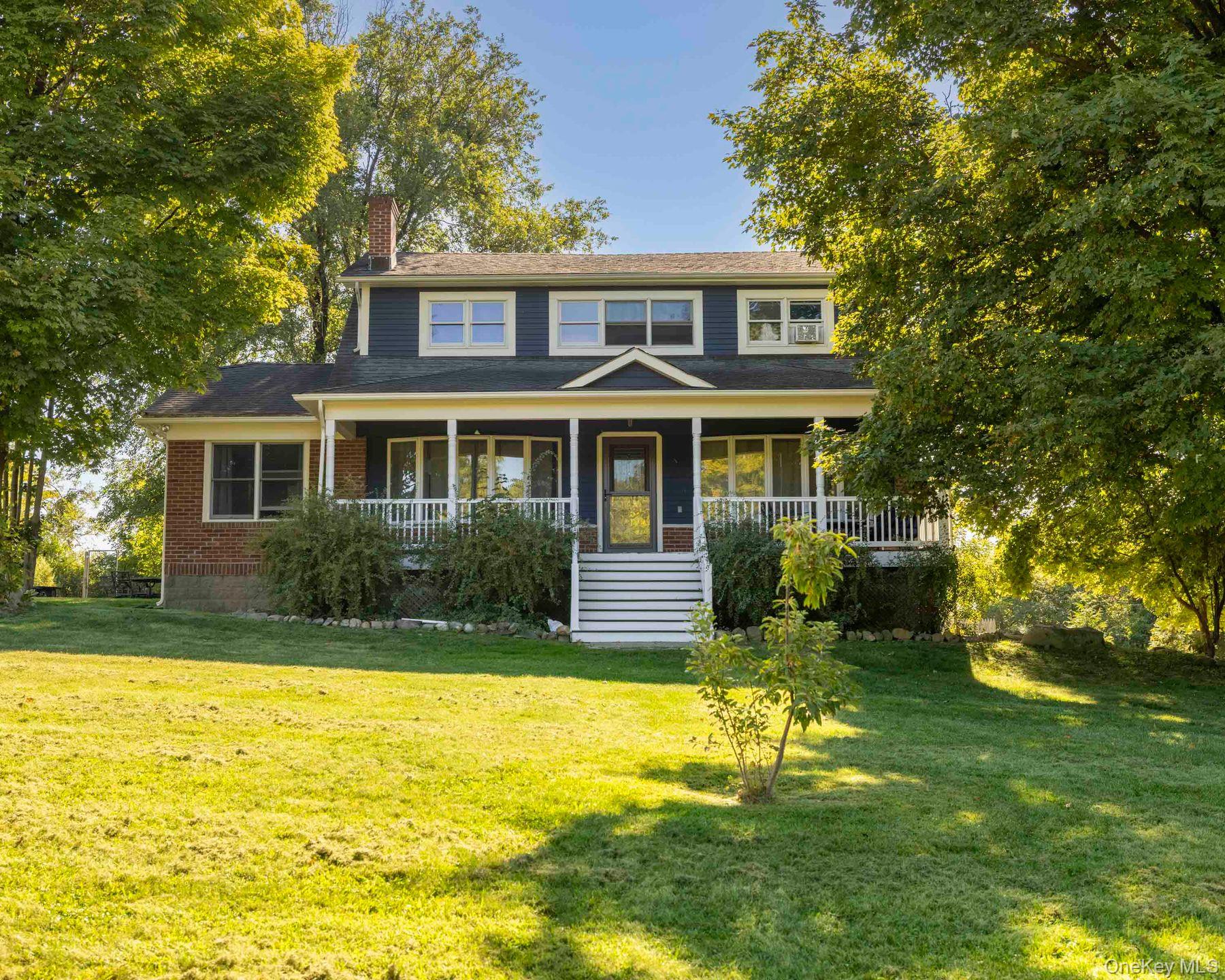 98 North Road, Highland, NY 12528