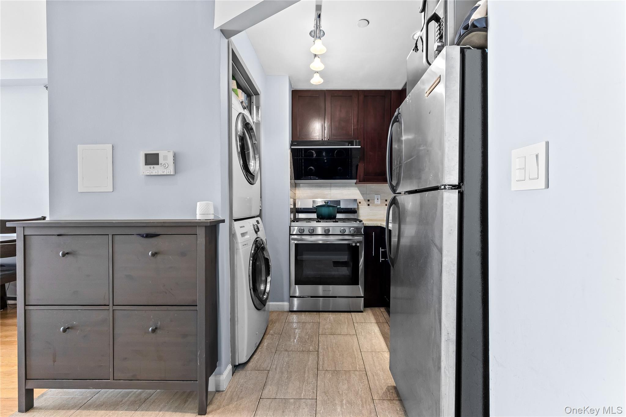 95-08 65th Road # 3C, Rego Park, NY 11374