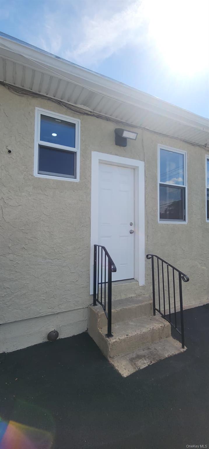 664 Port Washington Boulevard, Port Washington, NY 11050