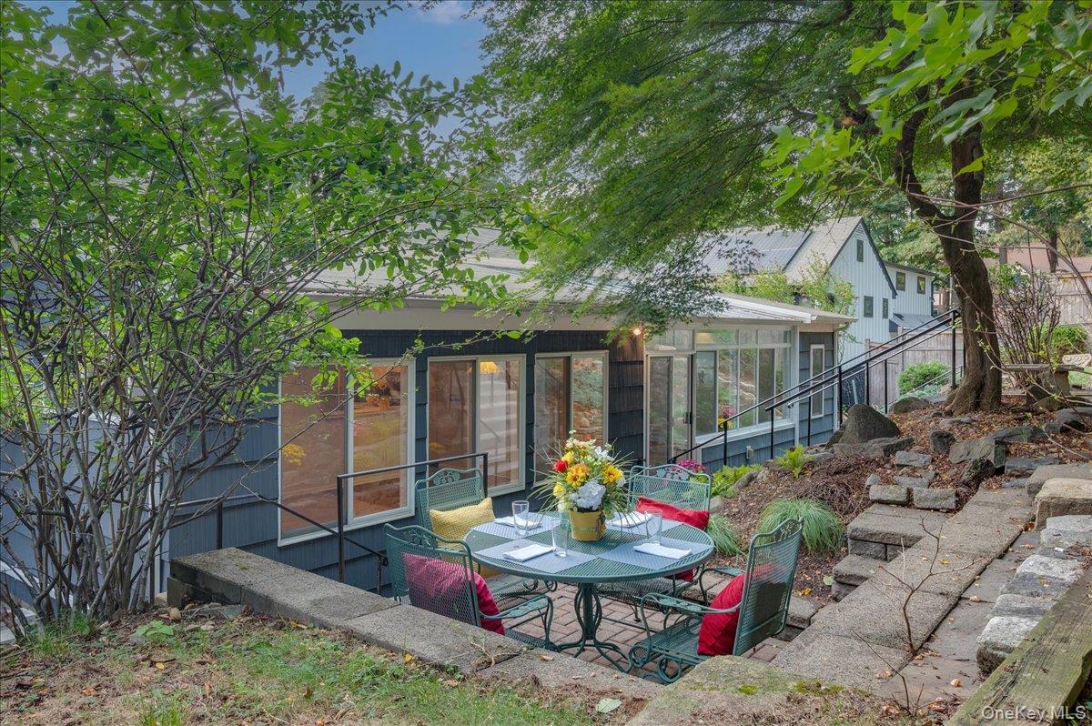 132 Edgars Lane, Hastings-on-Hudson, NY 10706