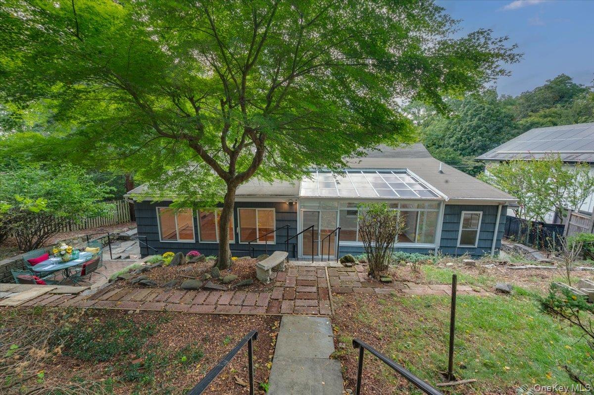 132 Edgars Lane, Hastings-on-Hudson, NY 10706