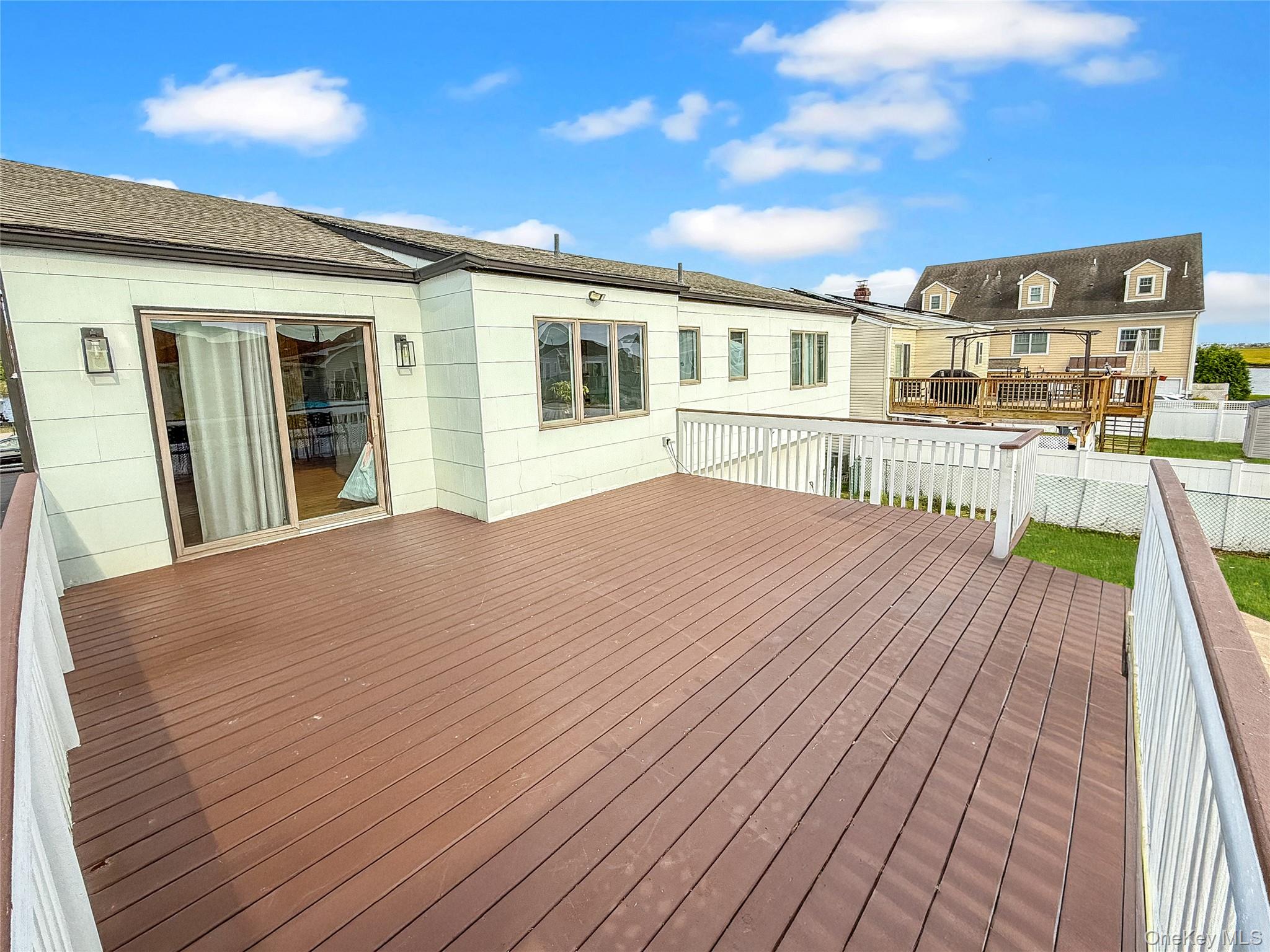 86 Empire Boulevard, Island Park, NY 11558