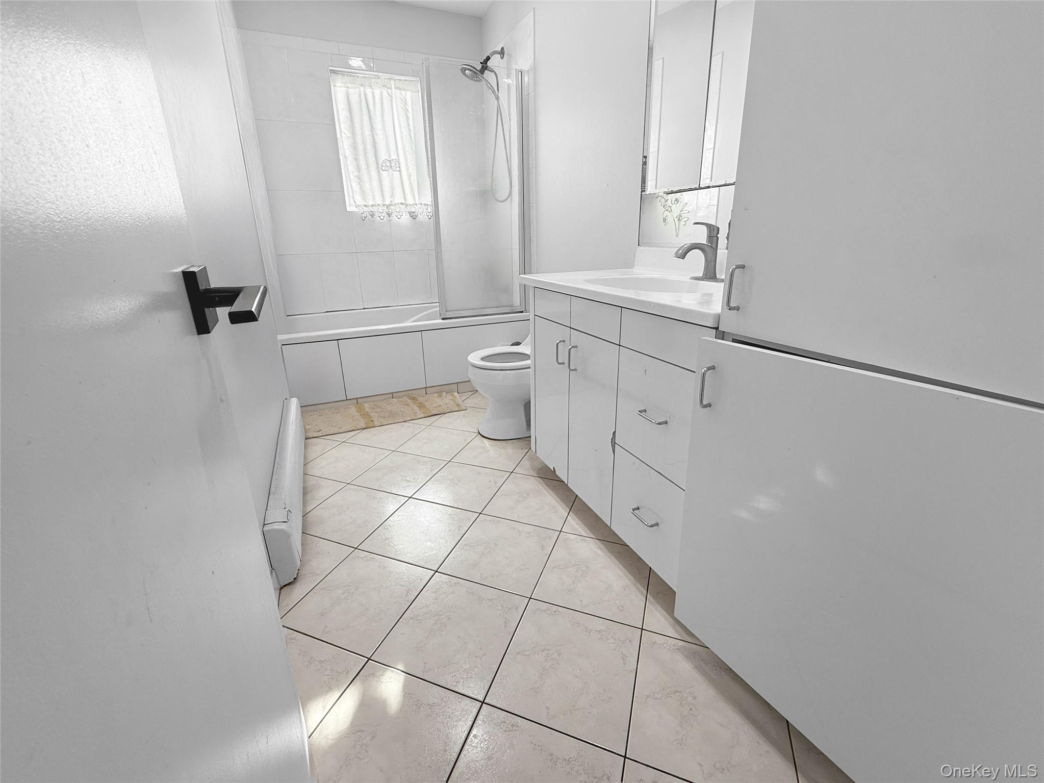 86 Empire Boulevard, Island Park, NY 11558