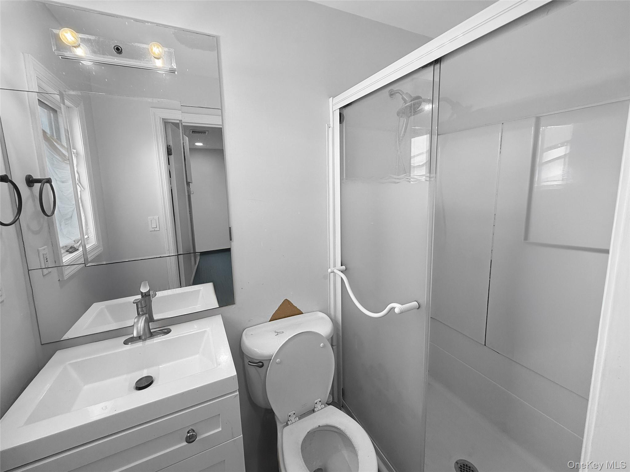 86 Empire Boulevard, Island Park, NY 11558