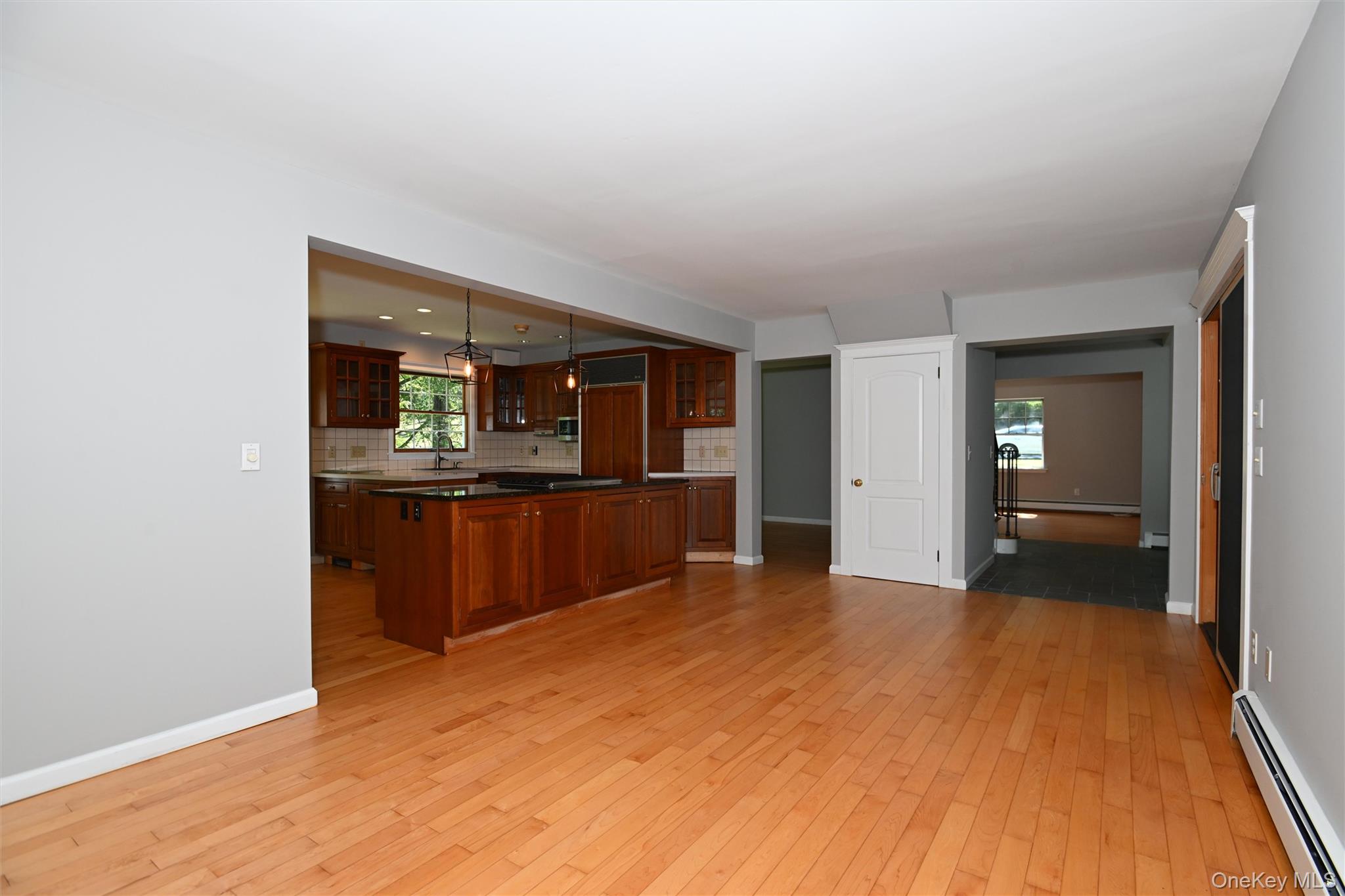 5 Watergate Drive, Amawalk, NY 10501