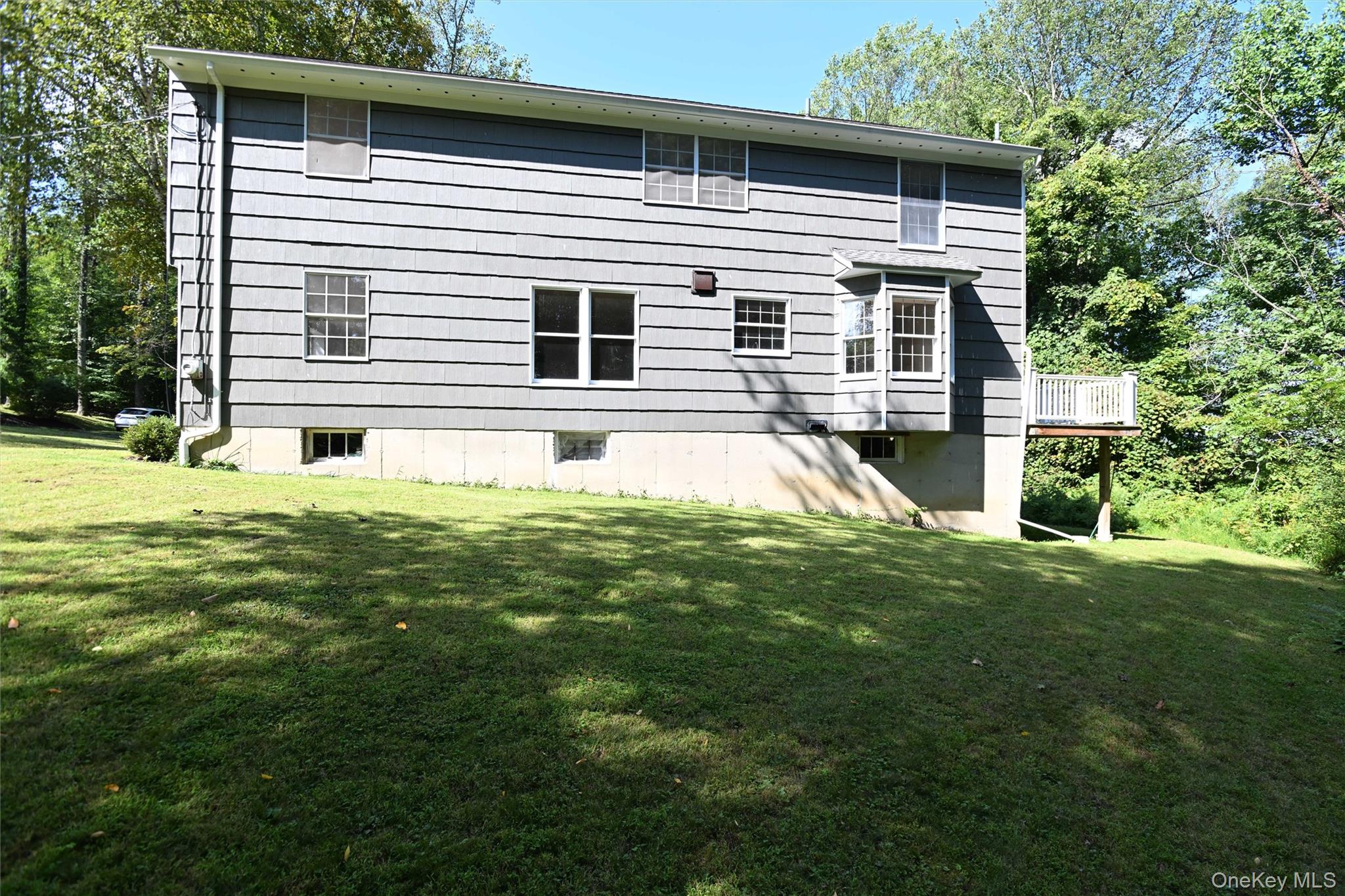 5 Watergate Drive, Amawalk, NY 10501