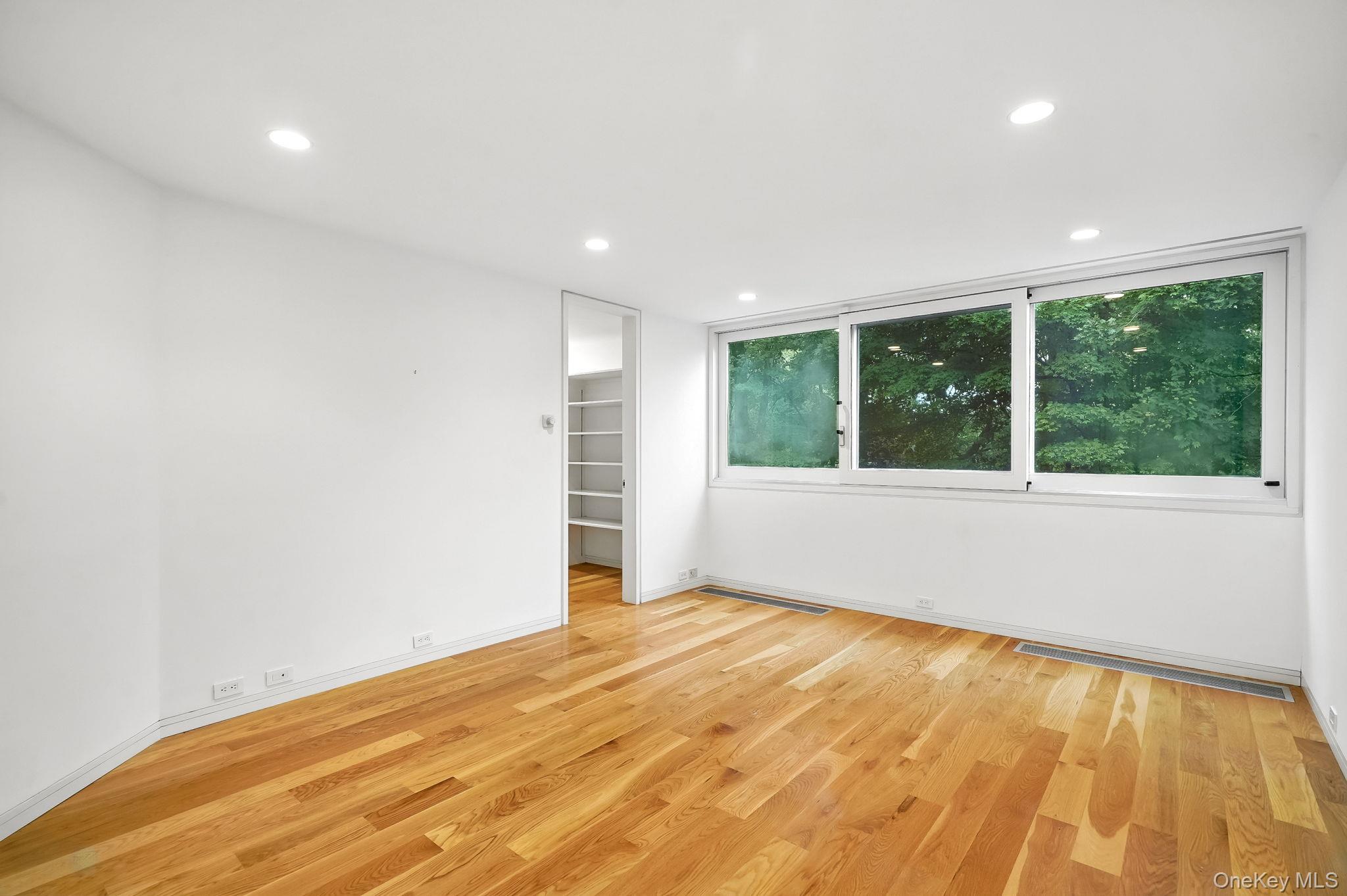 20 Bessel Lane, Chappaqua, NY 10514