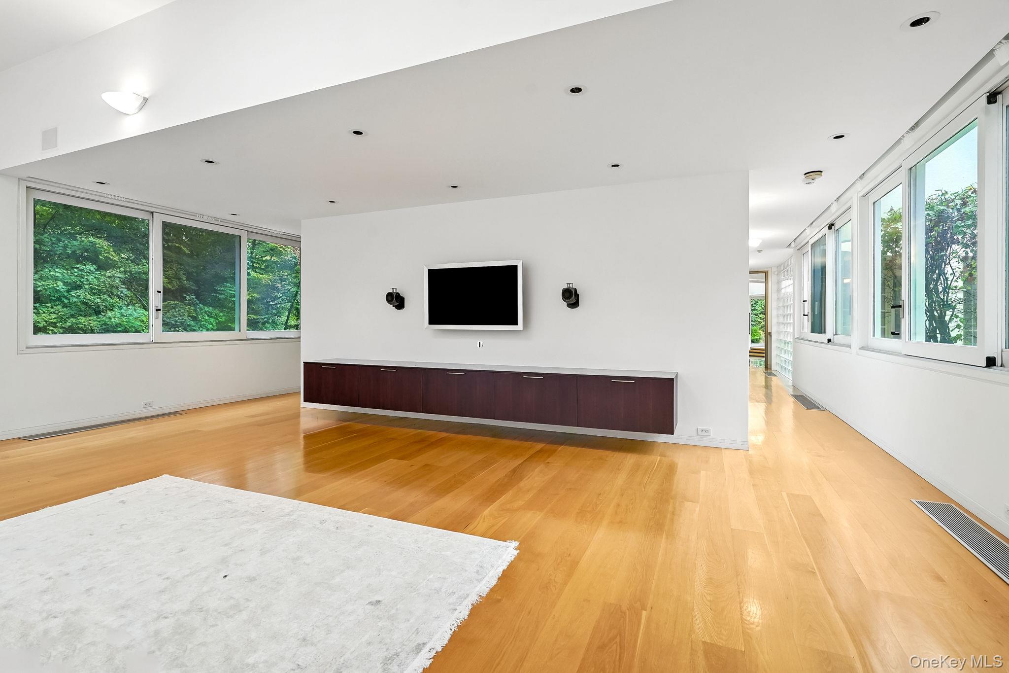 20 Bessel Lane, Chappaqua, NY 10514