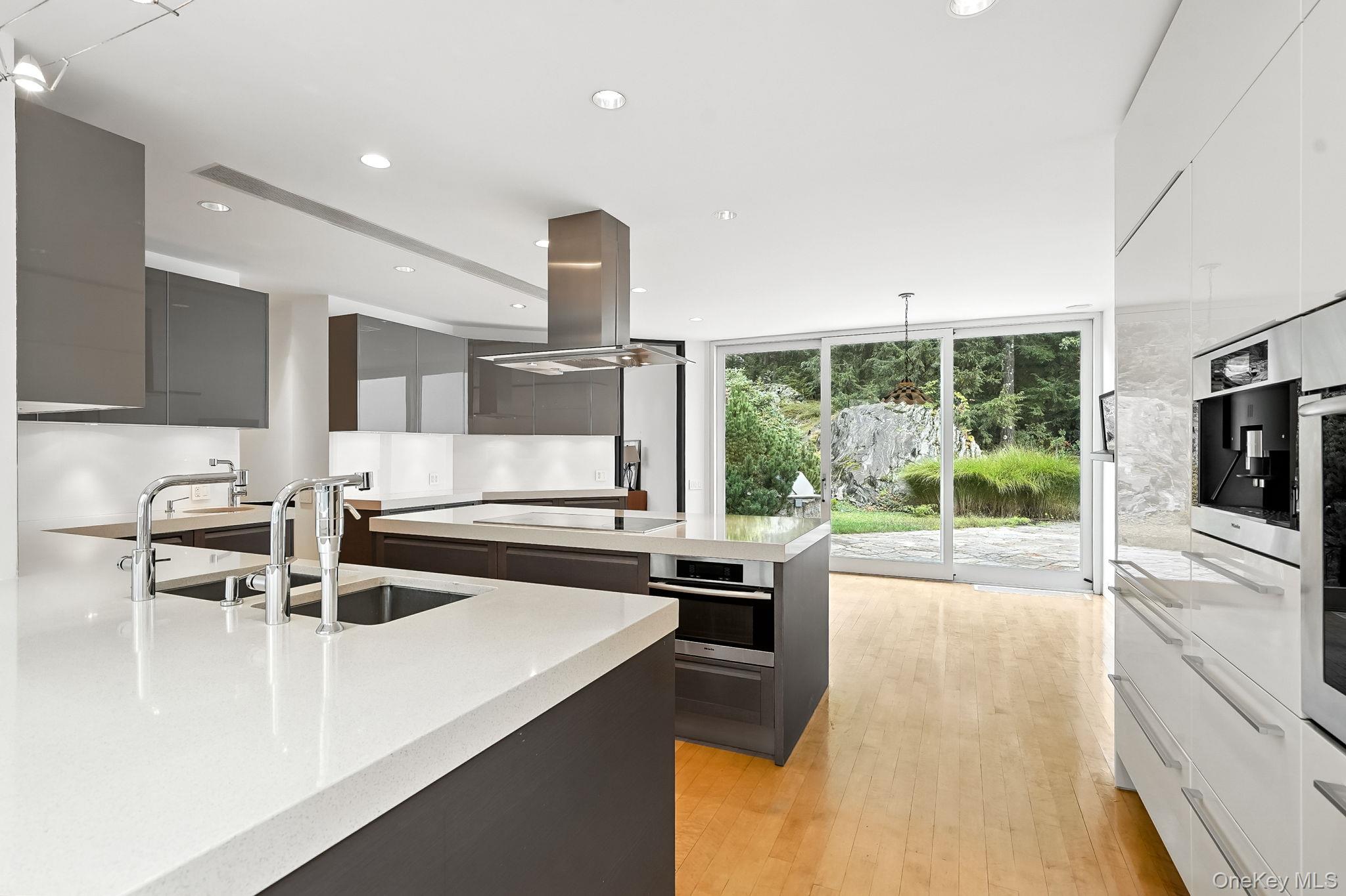 20 Bessel Lane, Chappaqua, NY 10514