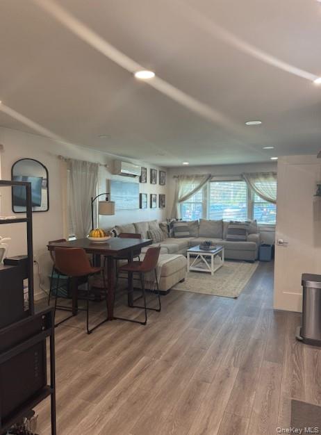 442 E Broadway # 2 Lower Right, Long Beach, NY 11561