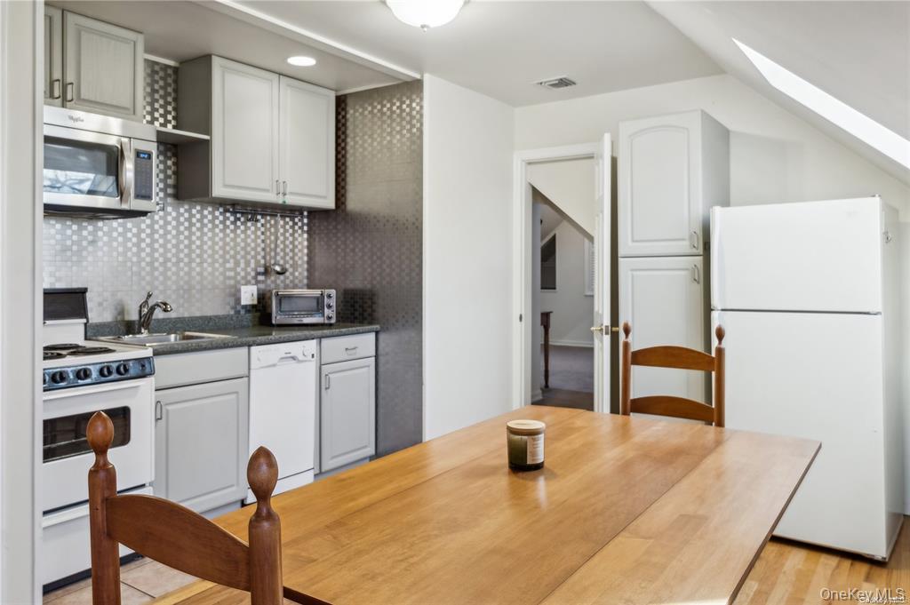 1145 Major Pond Road, Orient, NY 11957