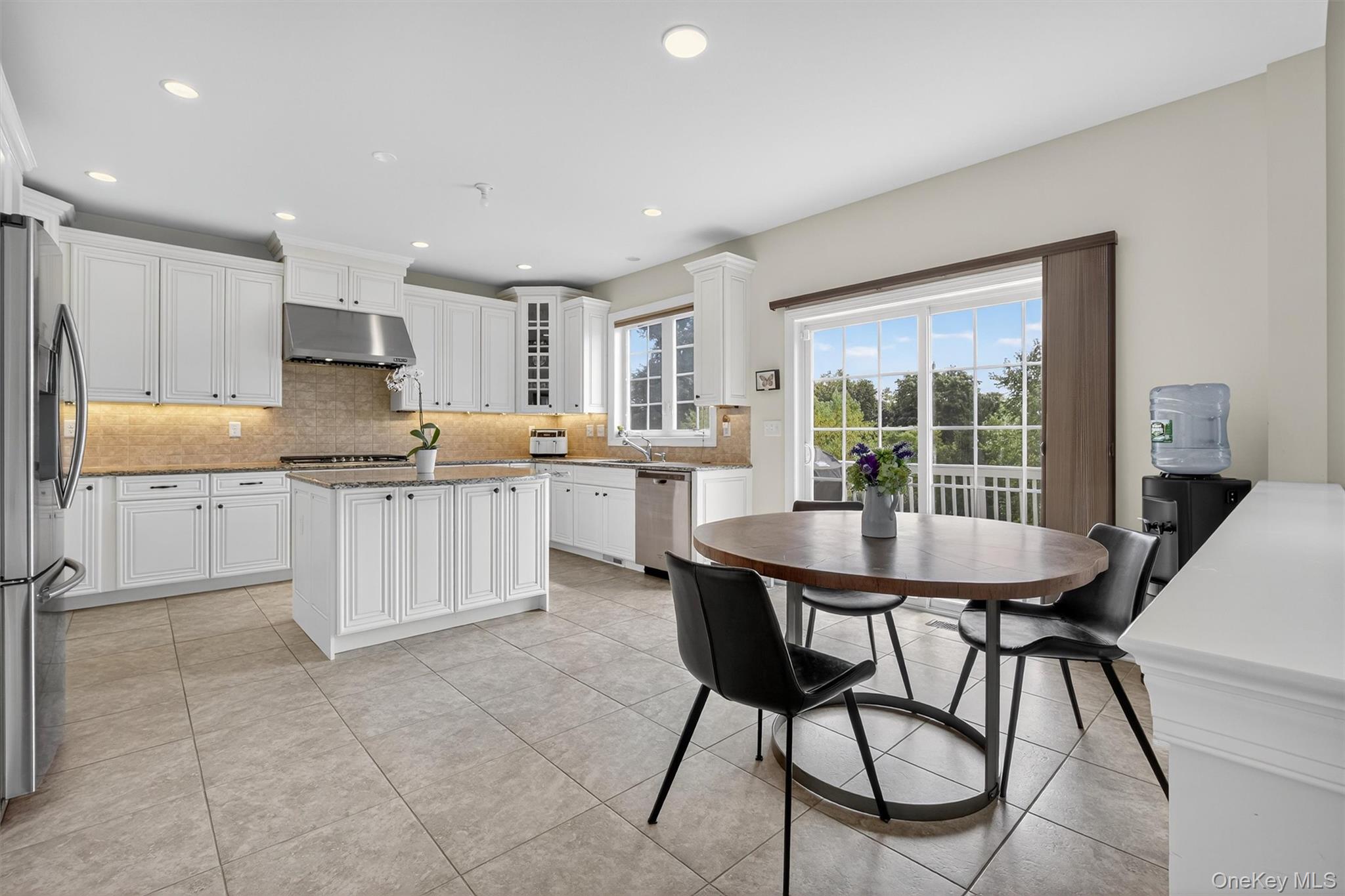 6 Sandlewood Circle, Hopewell Junction, NY 12533