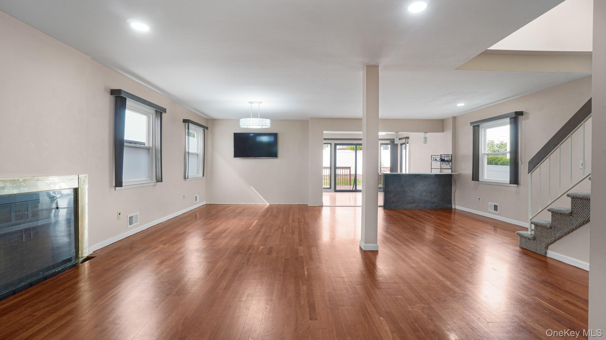 973 Sheldon Avenue, Staten Island, NY 10309