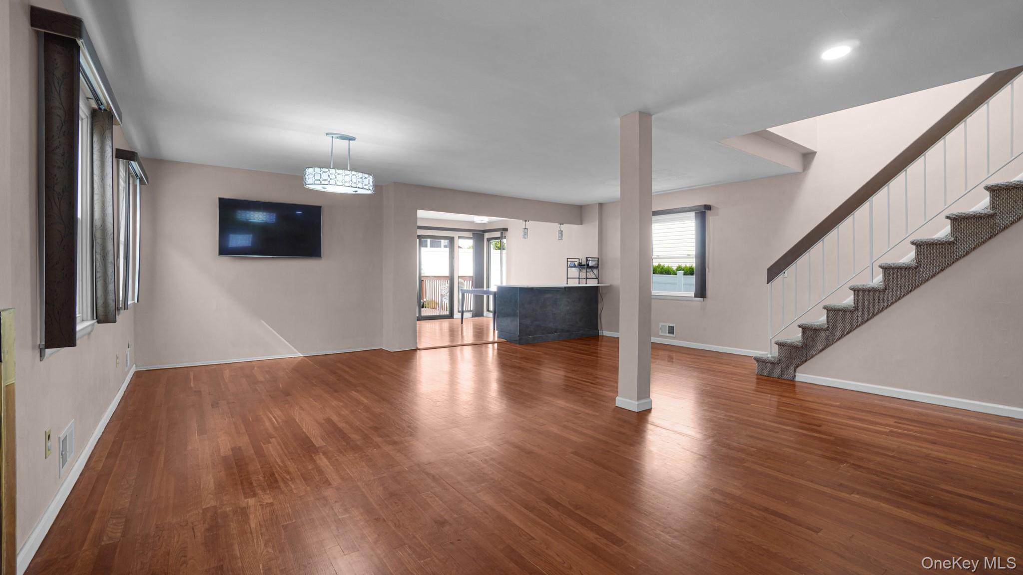 973 Sheldon Avenue, Staten Island, NY 10309