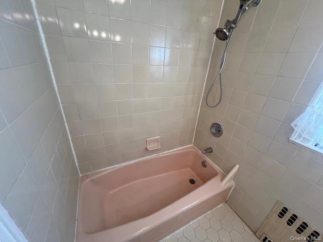 33 Elmwood Avenue, Hempstead, NY 11550