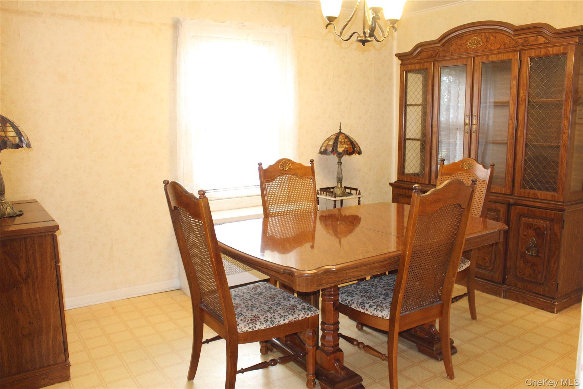 33 Elmwood Avenue, Hempstead, NY 11550