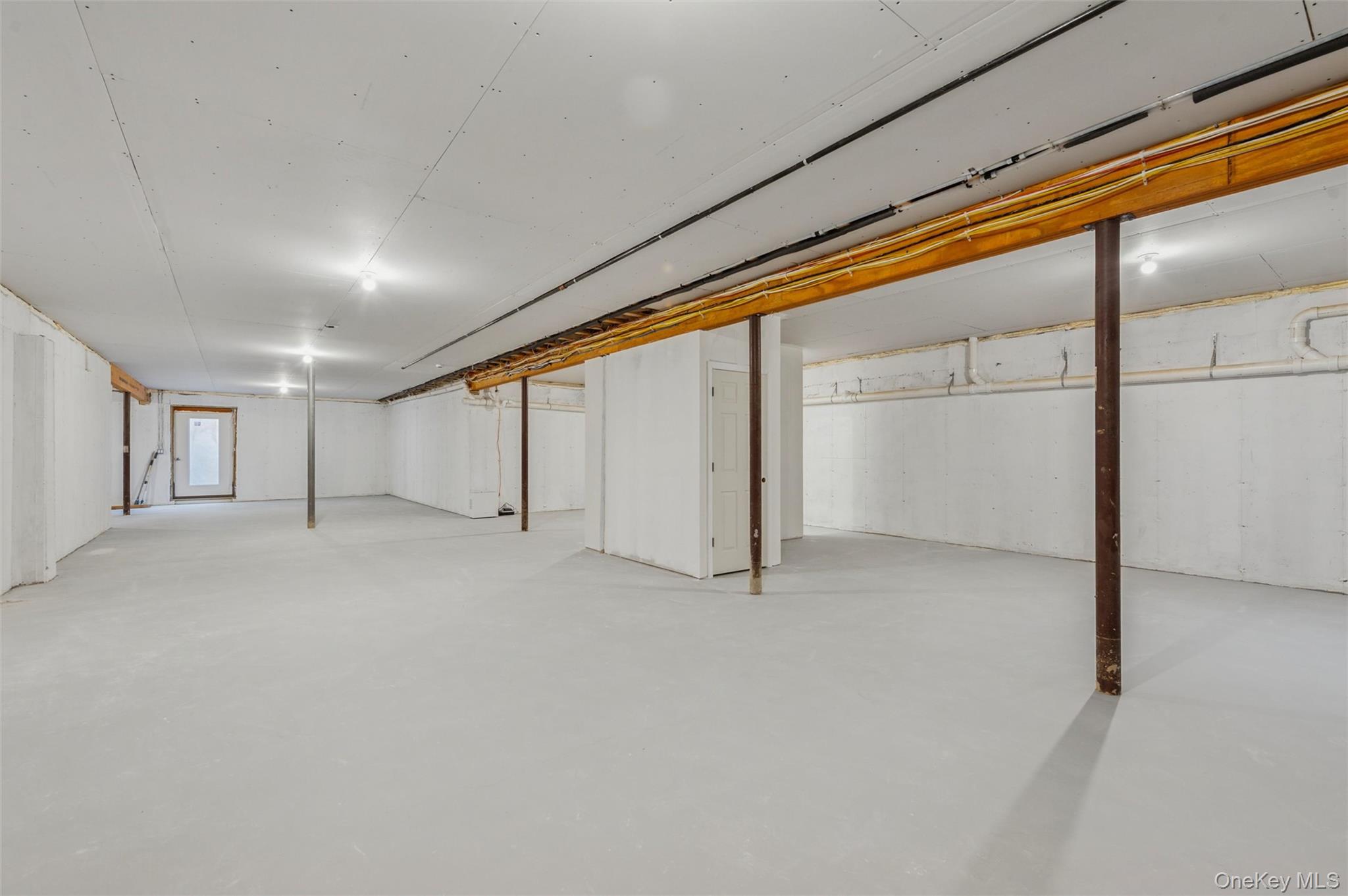 5675 Bridge Lane, Cutchogue, NY 11935