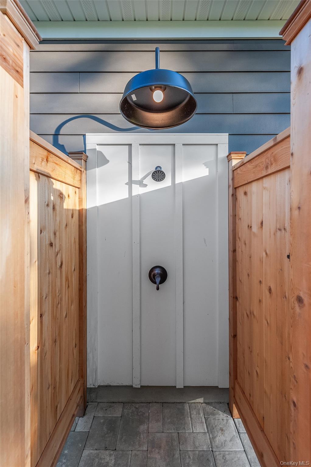 5675 Bridge Lane, Cutchogue, NY 11935