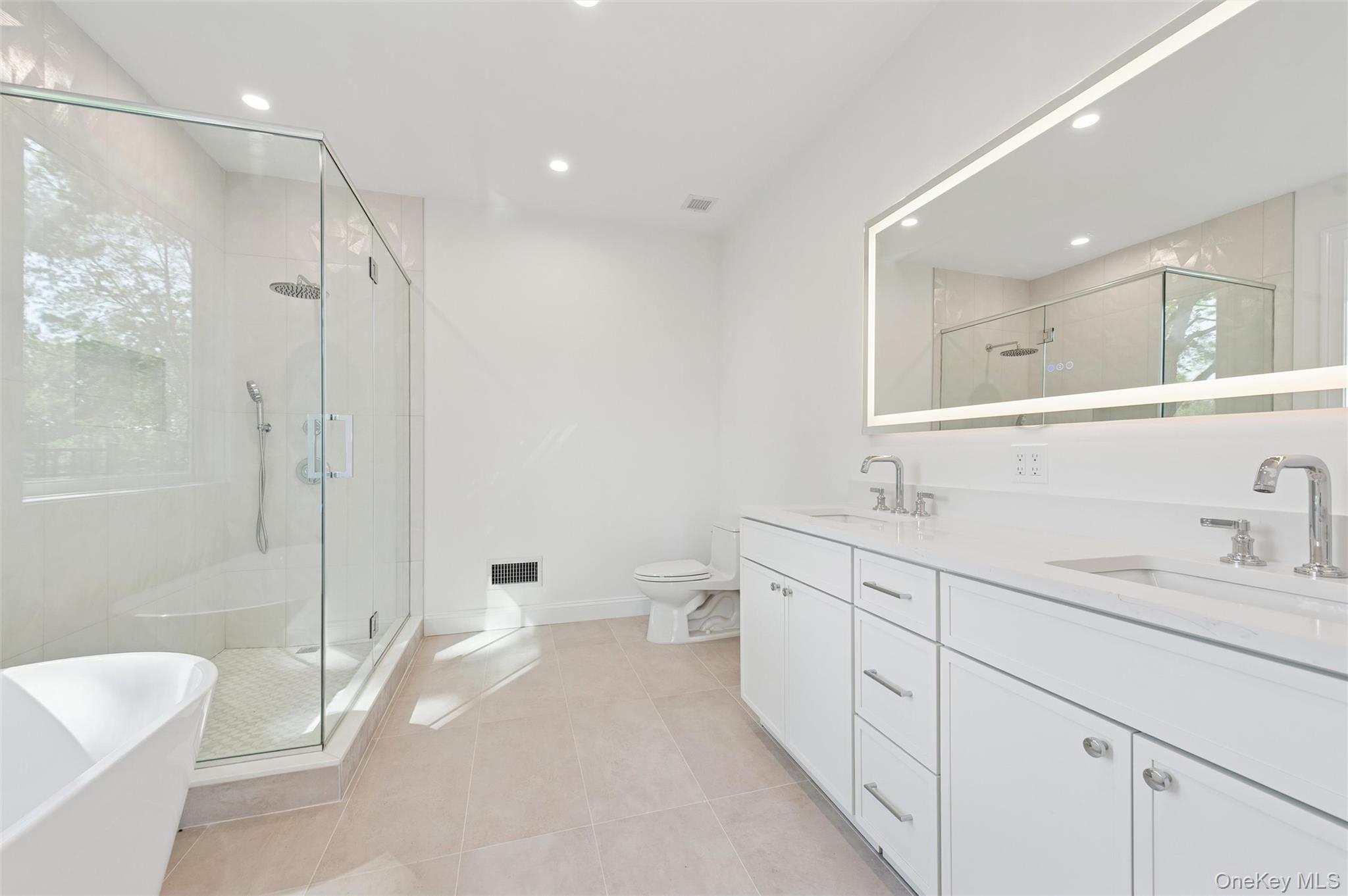 5675 Bridge Lane, Cutchogue, NY 11935