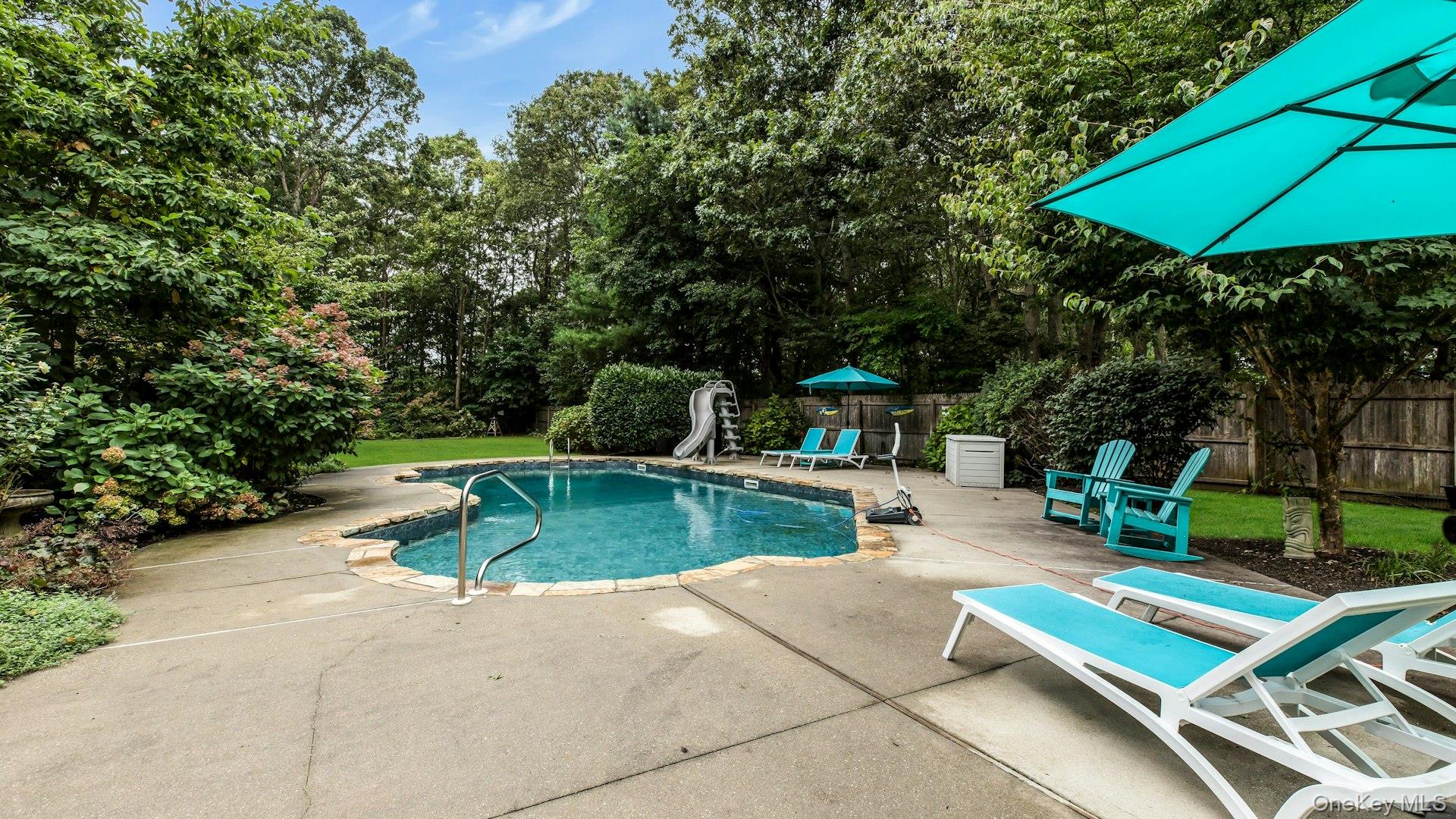 248 Waterford Road, Oakdale, NY 11769