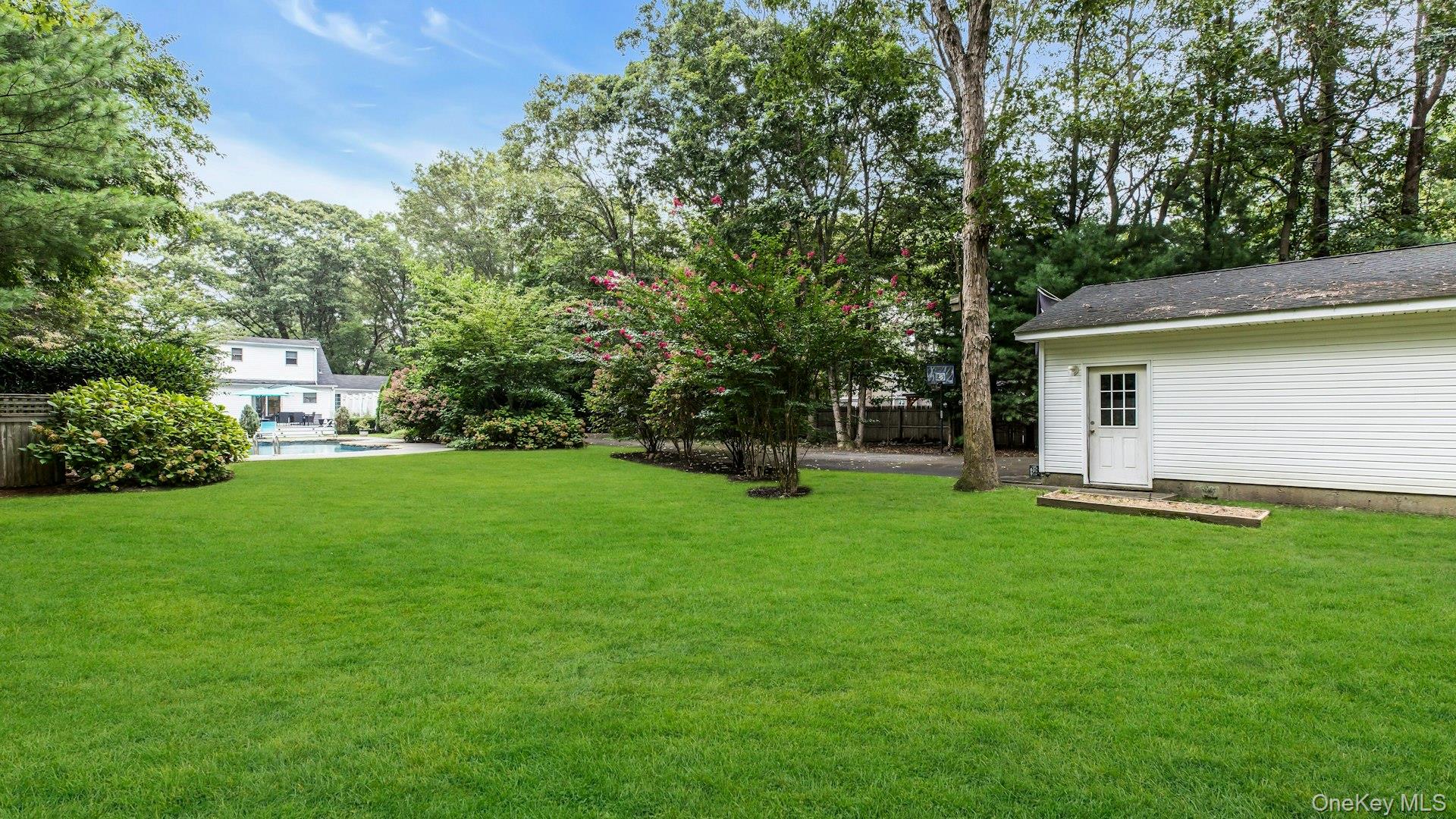 248 Waterford Road, Oakdale, NY 11769