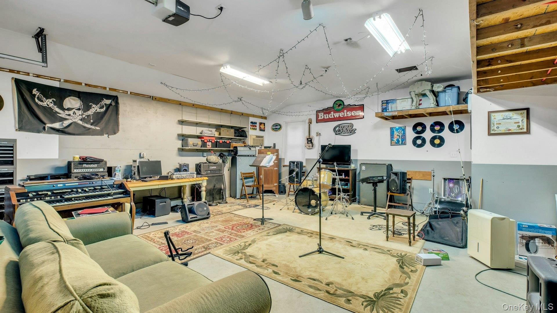 248 Waterford Road, Oakdale, NY 11769