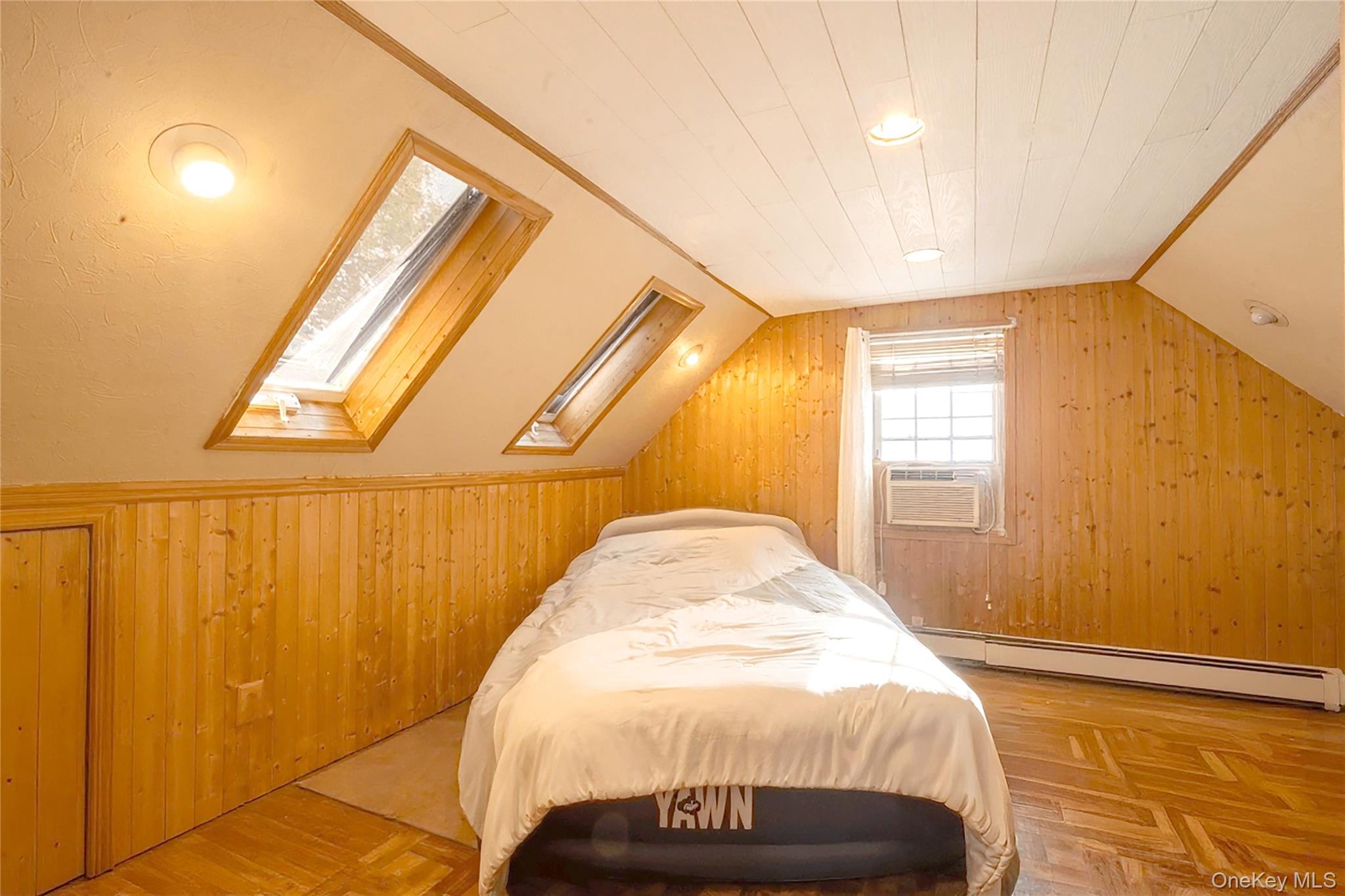 75 Peninsula Boulevard, Valley Stream, NY 11581