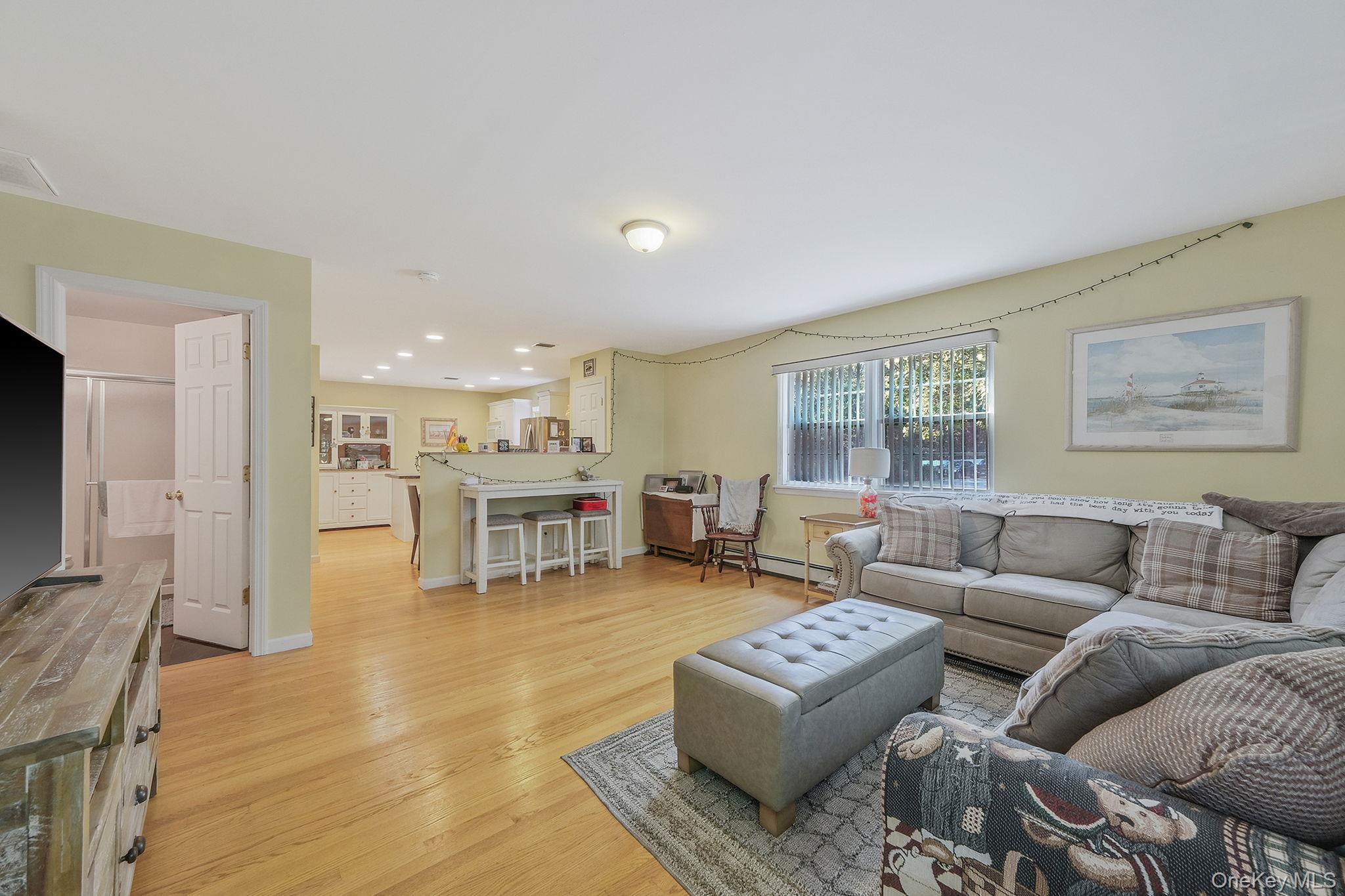 5 Bridal Path, Center Moriches, NY 11934