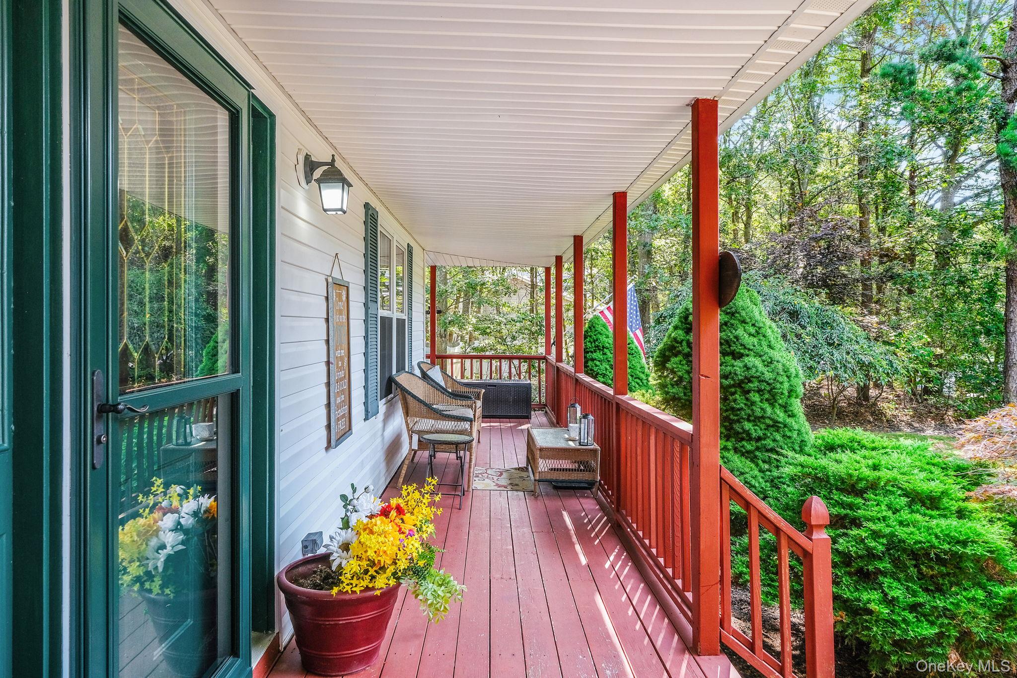 5 Bridal Path, Center Moriches, NY 11934