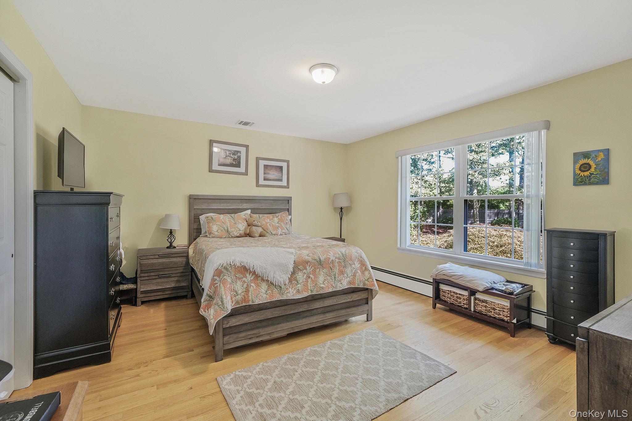 5 Bridal Path, Center Moriches, NY 11934