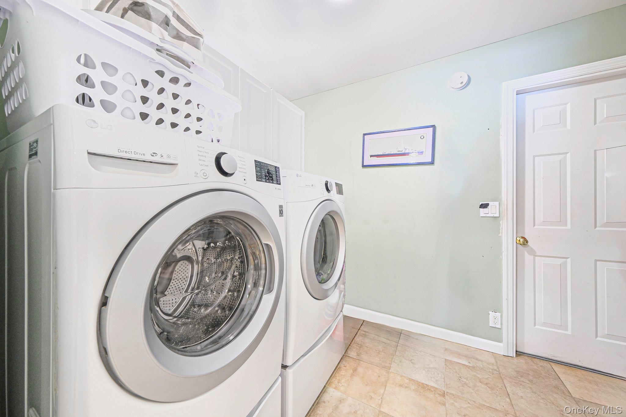 5 Bridal Path, Center Moriches, NY 11934