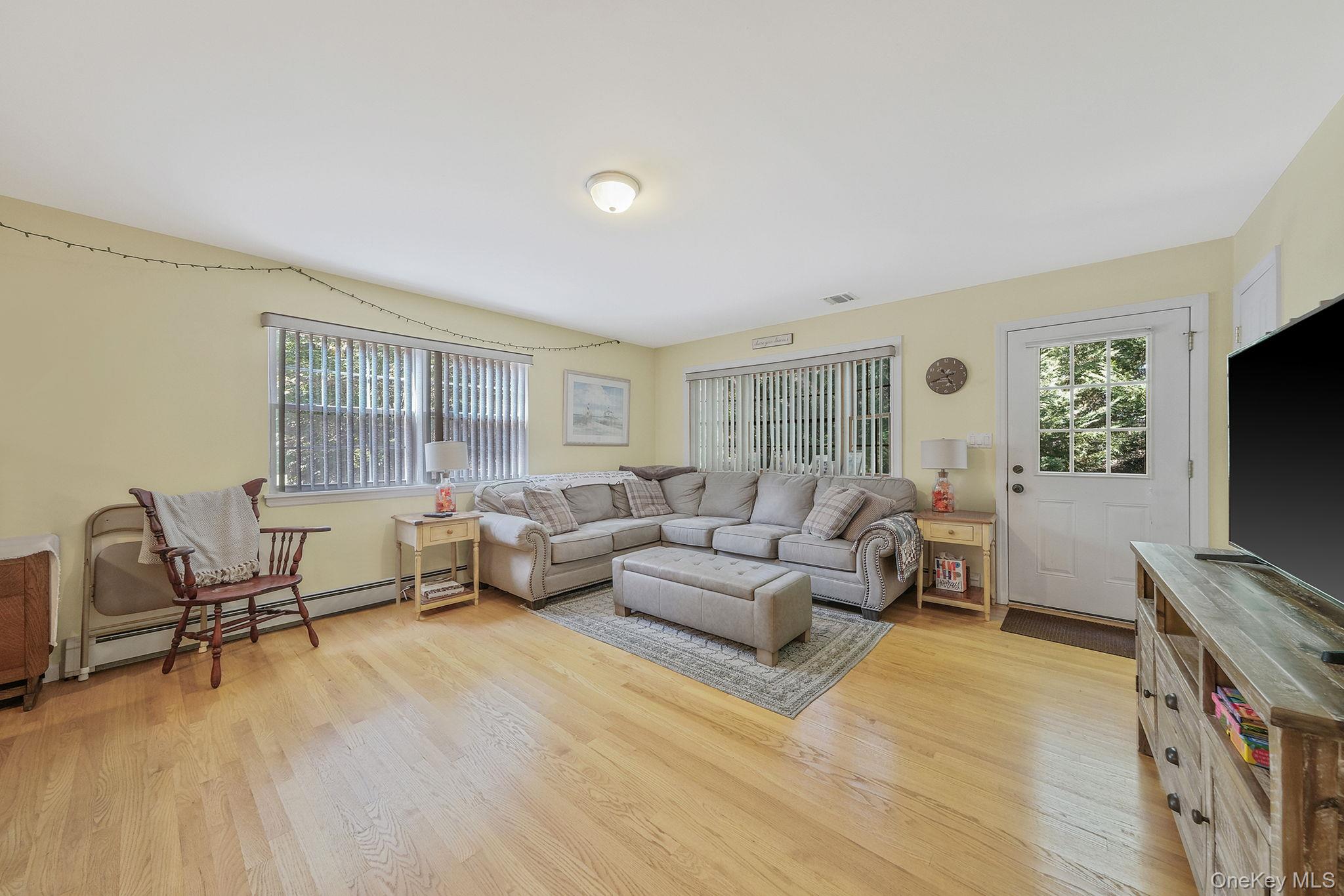 5 Bridal Path, Center Moriches, NY 11934