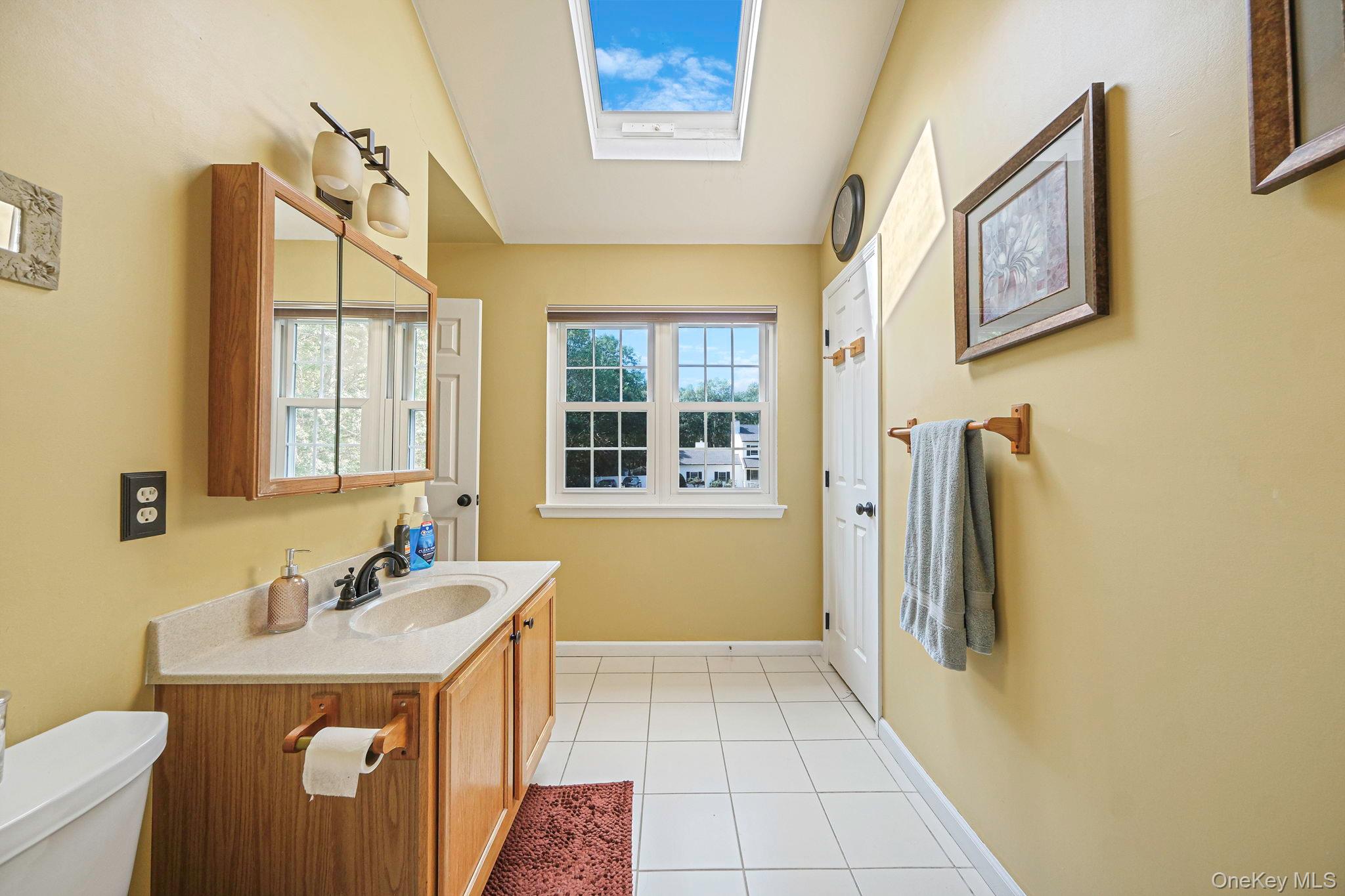 5 Bridal Path, Center Moriches, NY 11934