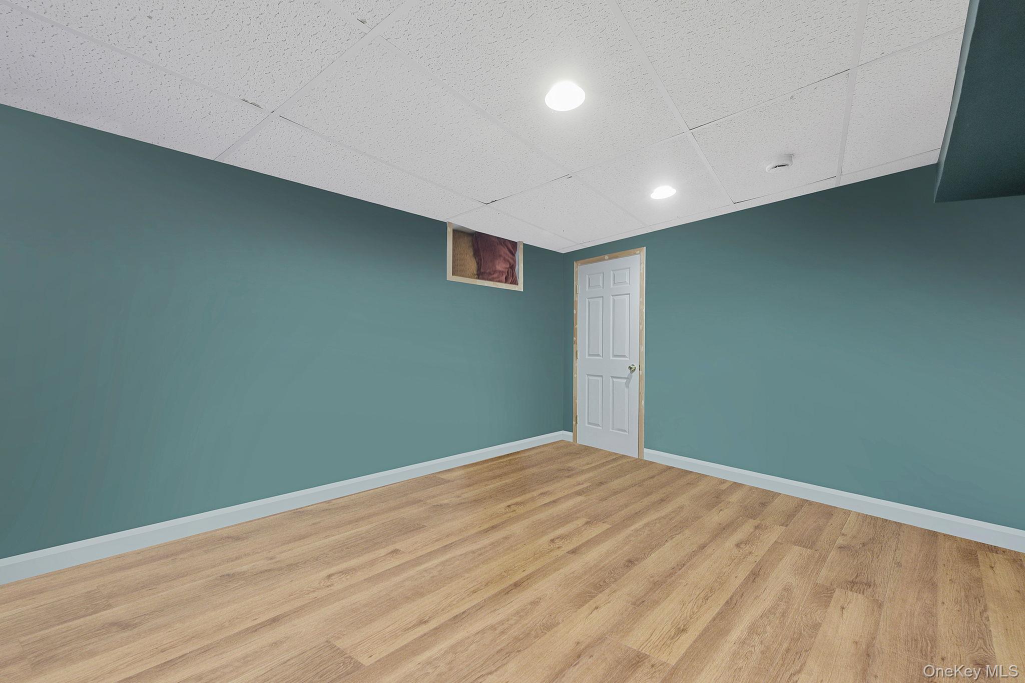 5 Bridal Path, Center Moriches, NY 11934