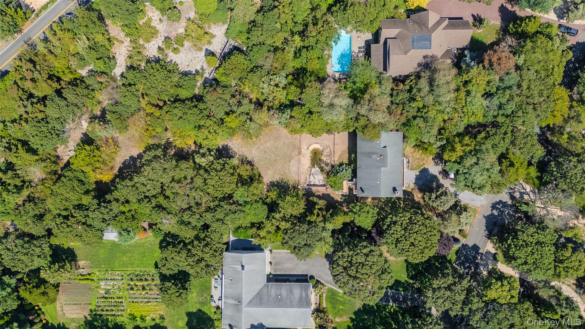 3 Beach Plum Drive, Asharoken, NY 11768