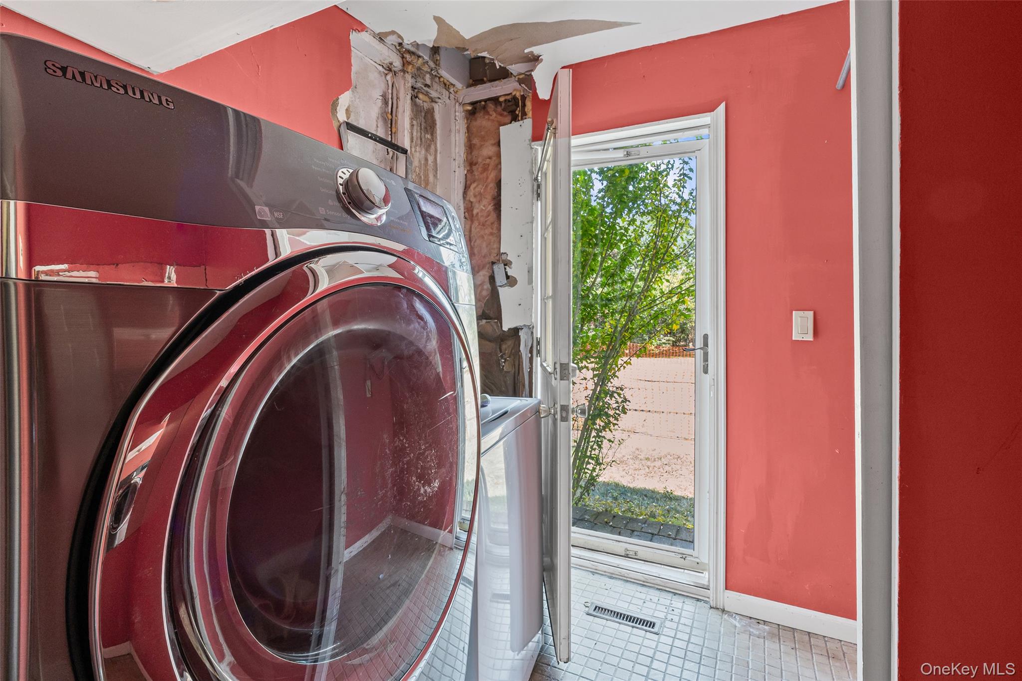 3 Beach Plum Drive, Asharoken, NY 11768