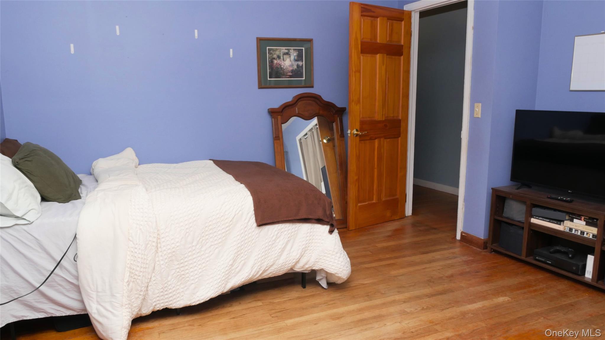 43 Cardinal Rd, Hyde Park, NY 12538