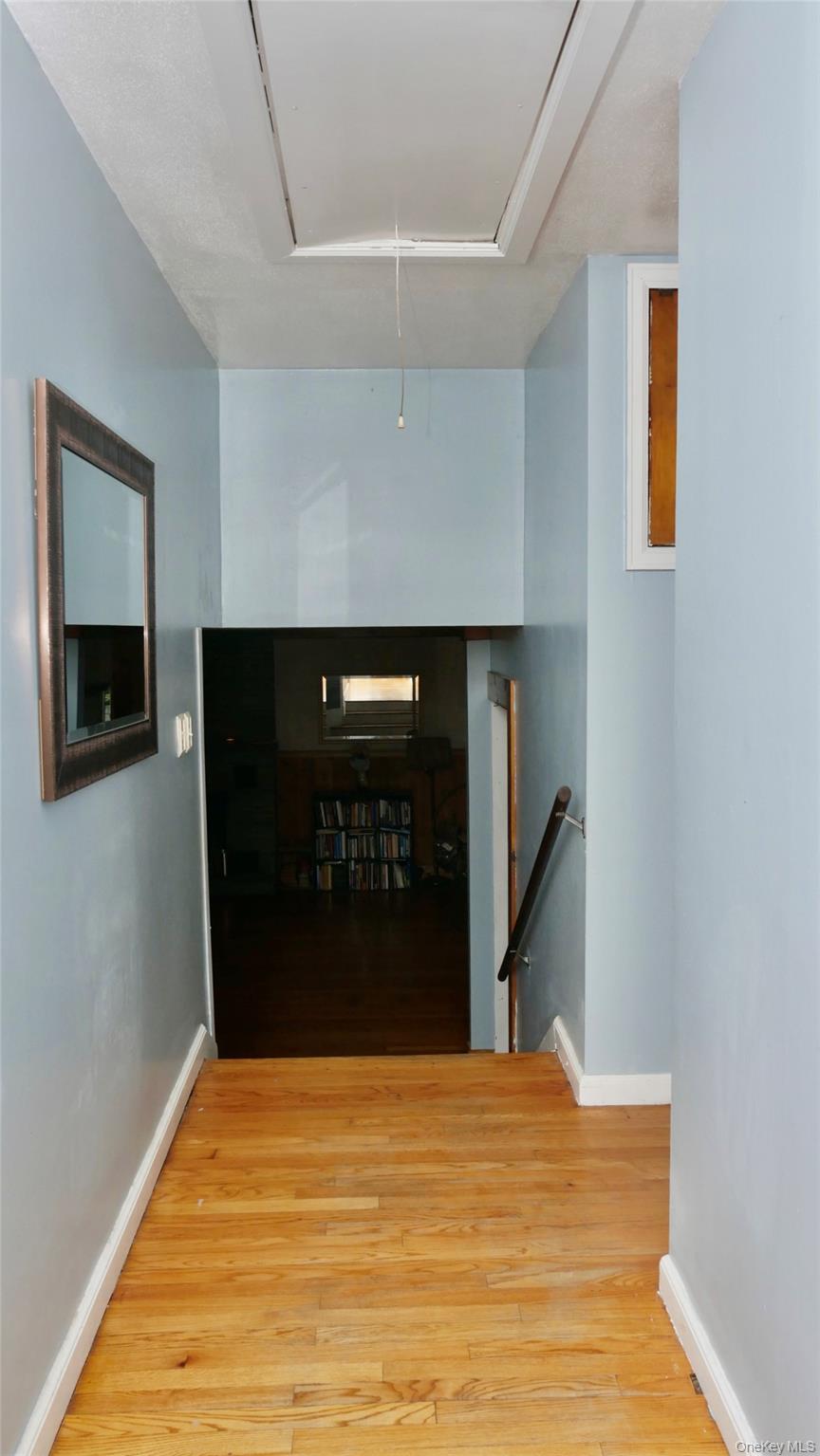 43 Cardinal Rd, Hyde Park, NY 12538